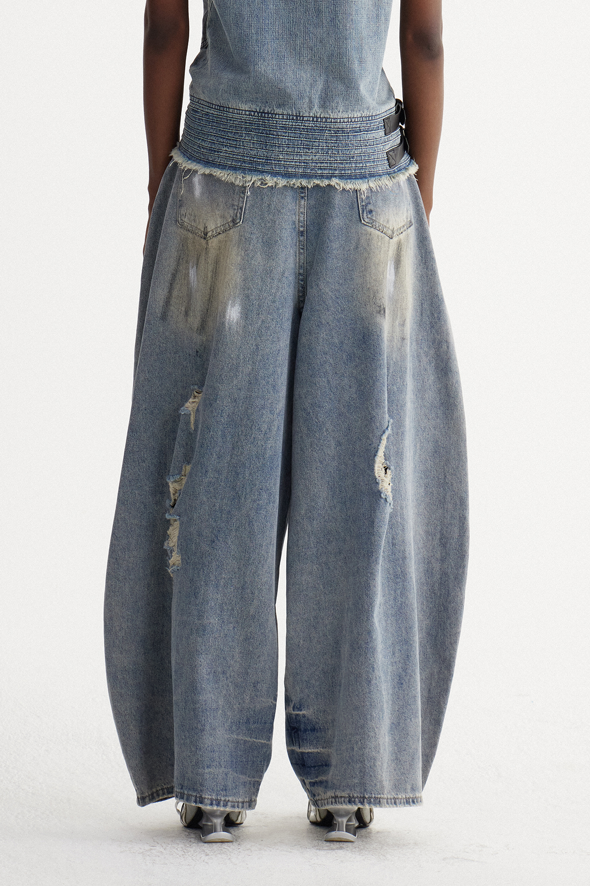 Ishaq Ripped Baggy Jeans