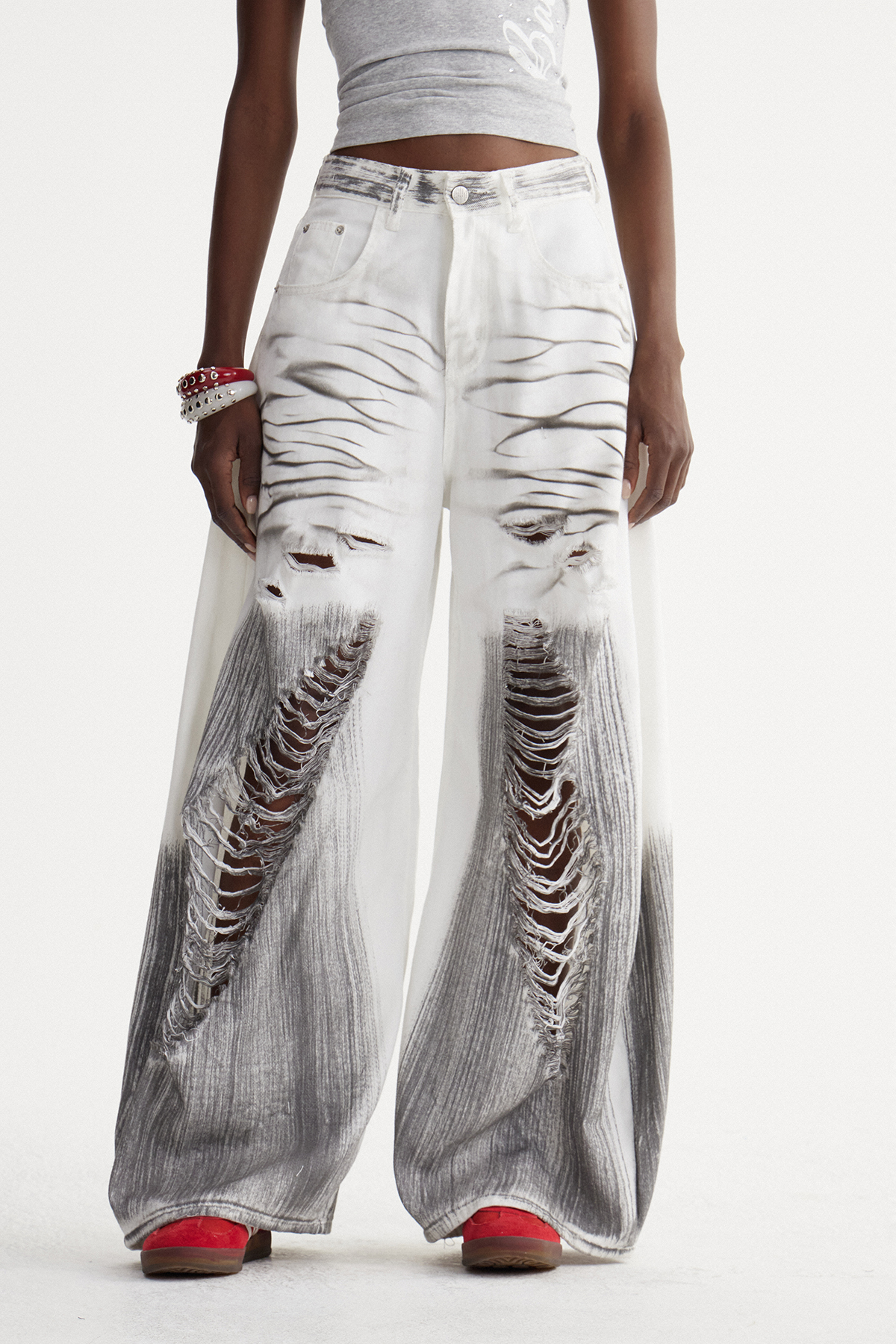 Ishild Tie Dye Ripped Baggy Jeans