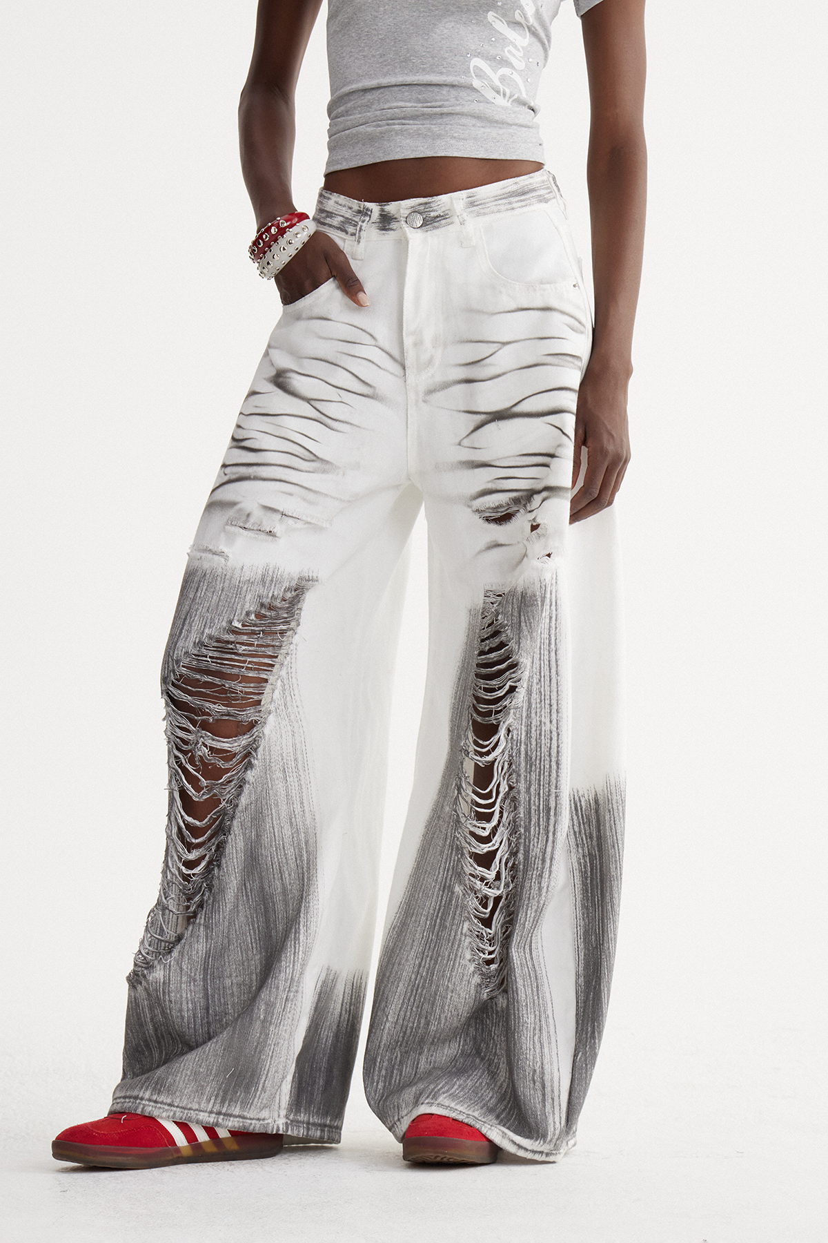 Ishild Tie Dye Ripped Baggy Jeans