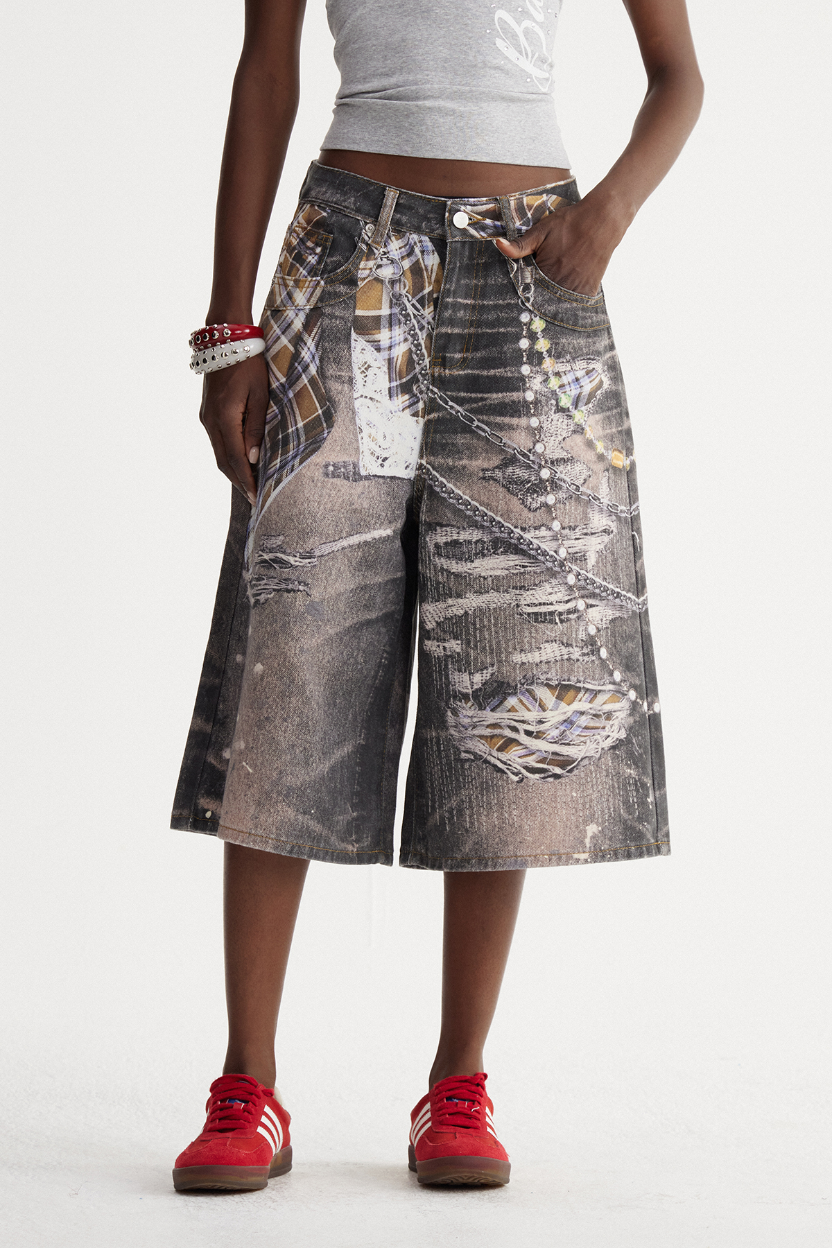 Ishita Print Grid Capri Jeans