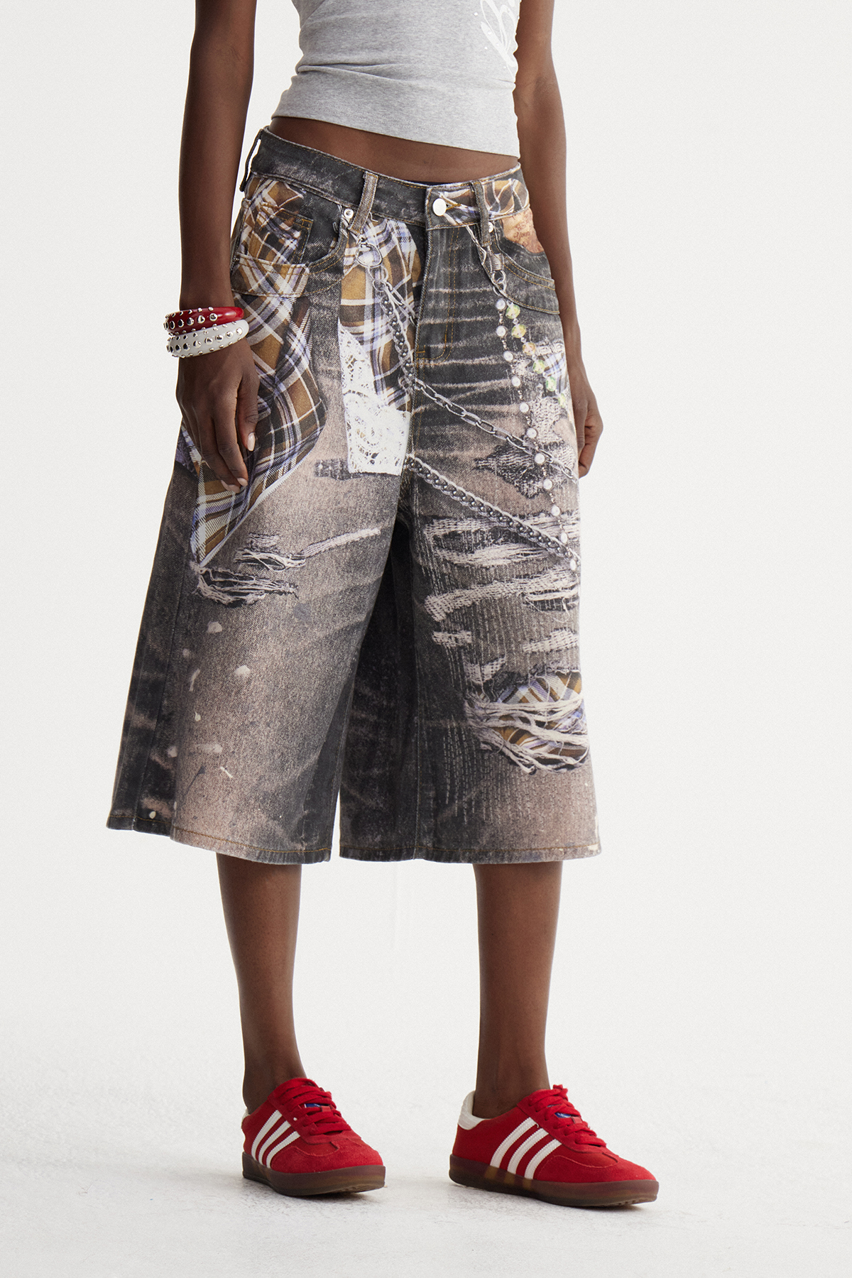 Ishita Print Grid Capri Jeans