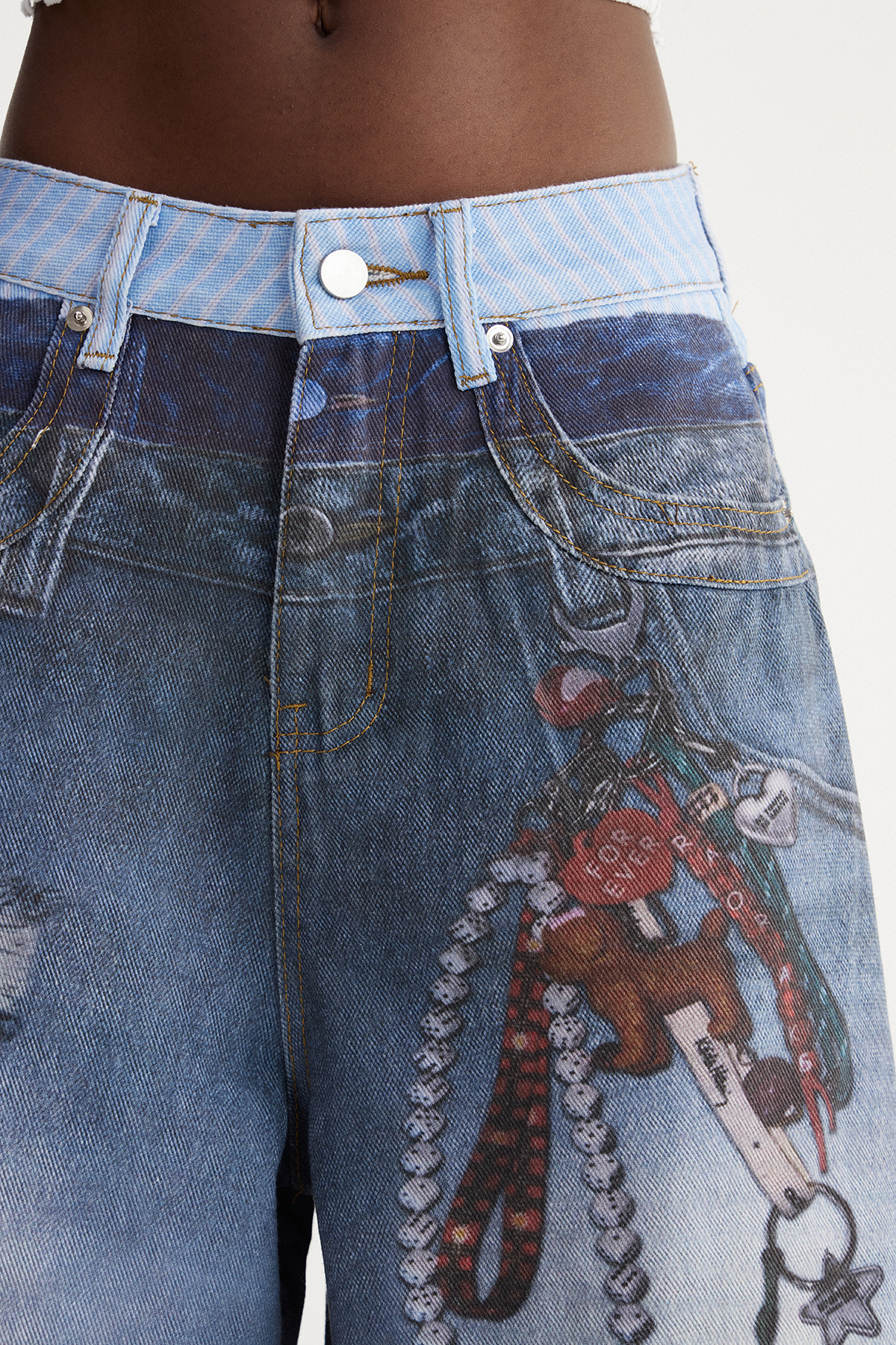 Ishkur Bleached Print Capri Jeans