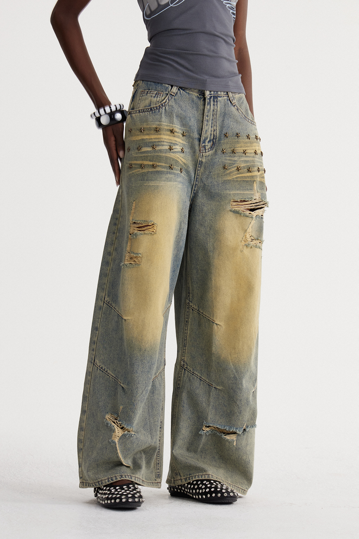 Ishmerai Ripped Studded Barrel Jeans