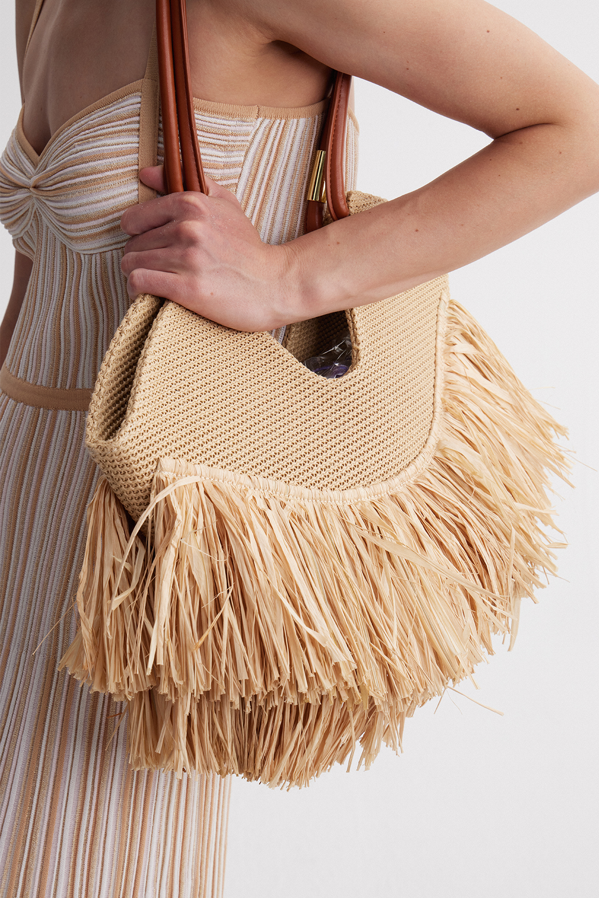 Iskender Woven Fringe Bag