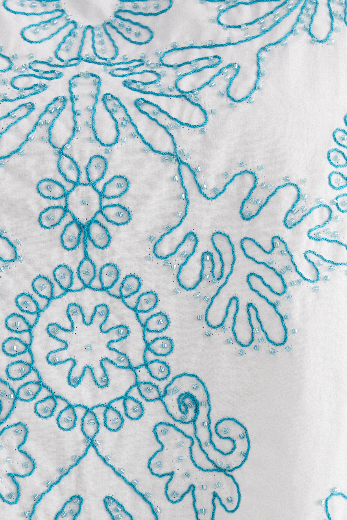 Ismaele Sleeveless Embroidered Shorts Set