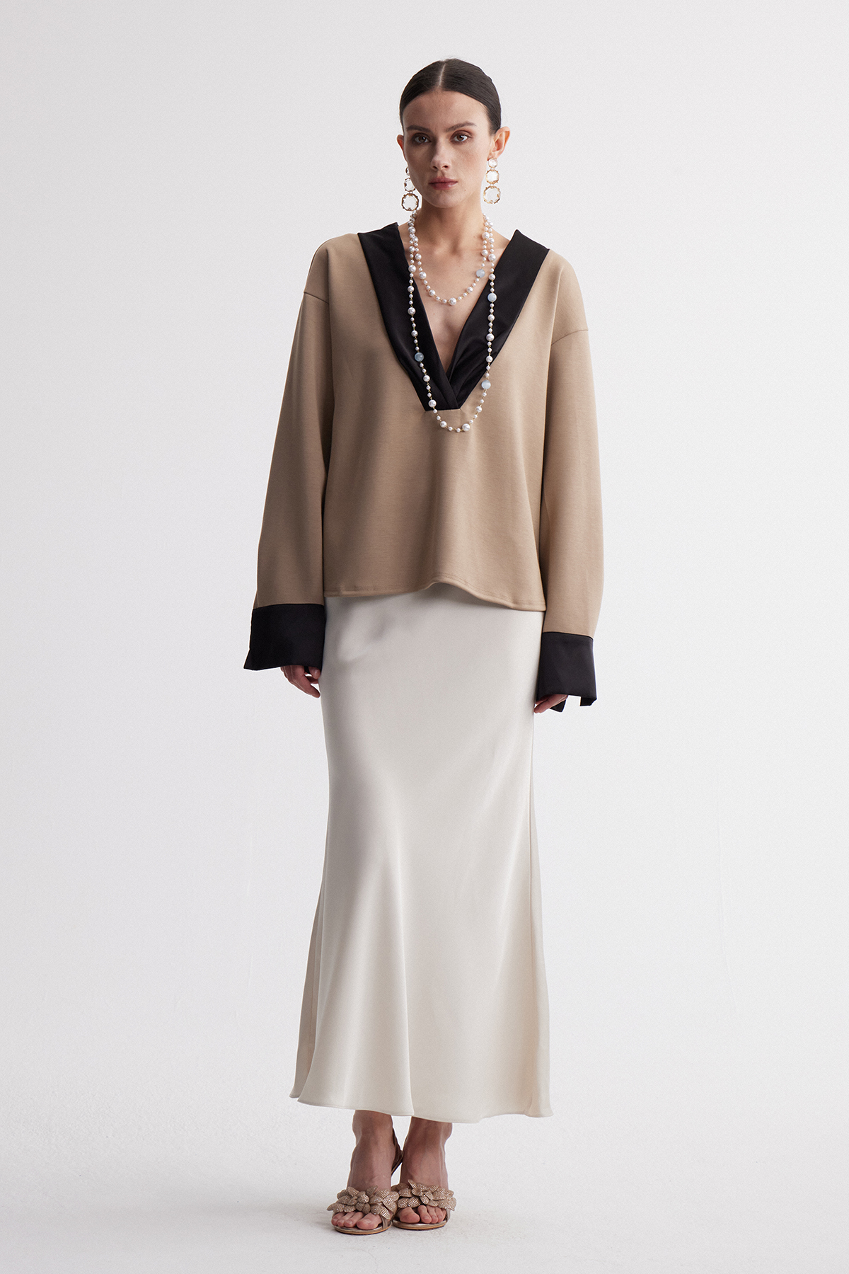 Israfil V Neck Colorblock Top