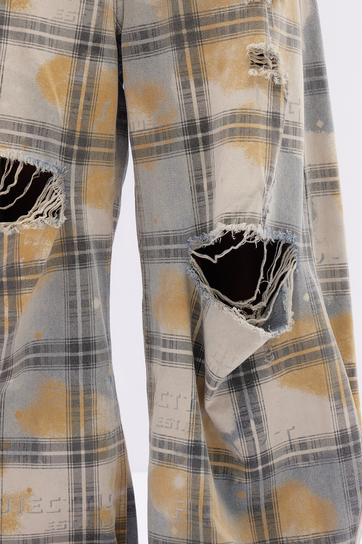 Itzal Plaid Ripped Baggy Jeans