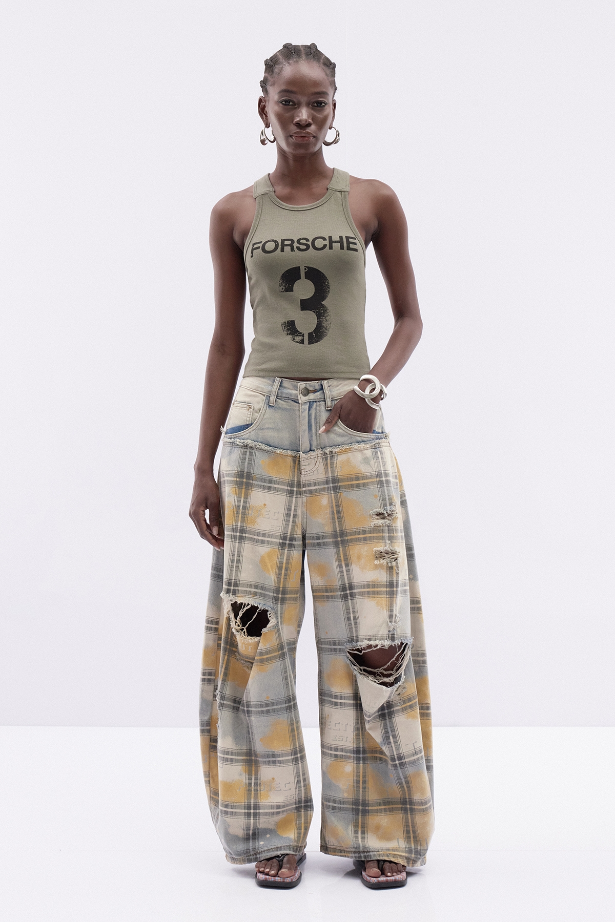 Itzal Plaid Ripped Baggy Jeans