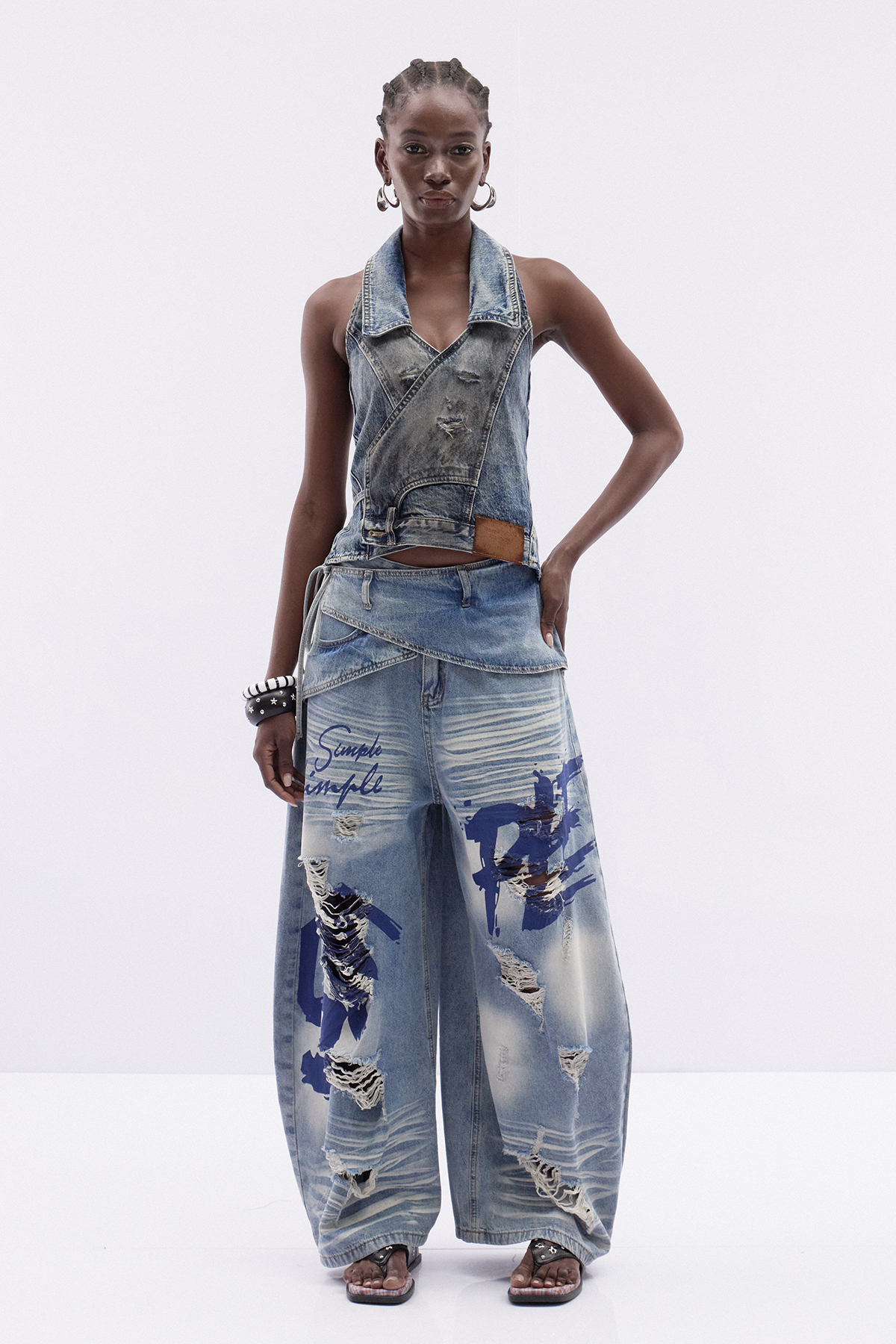 Itzayana Deconstruct Graffiti Baggy Jeans
