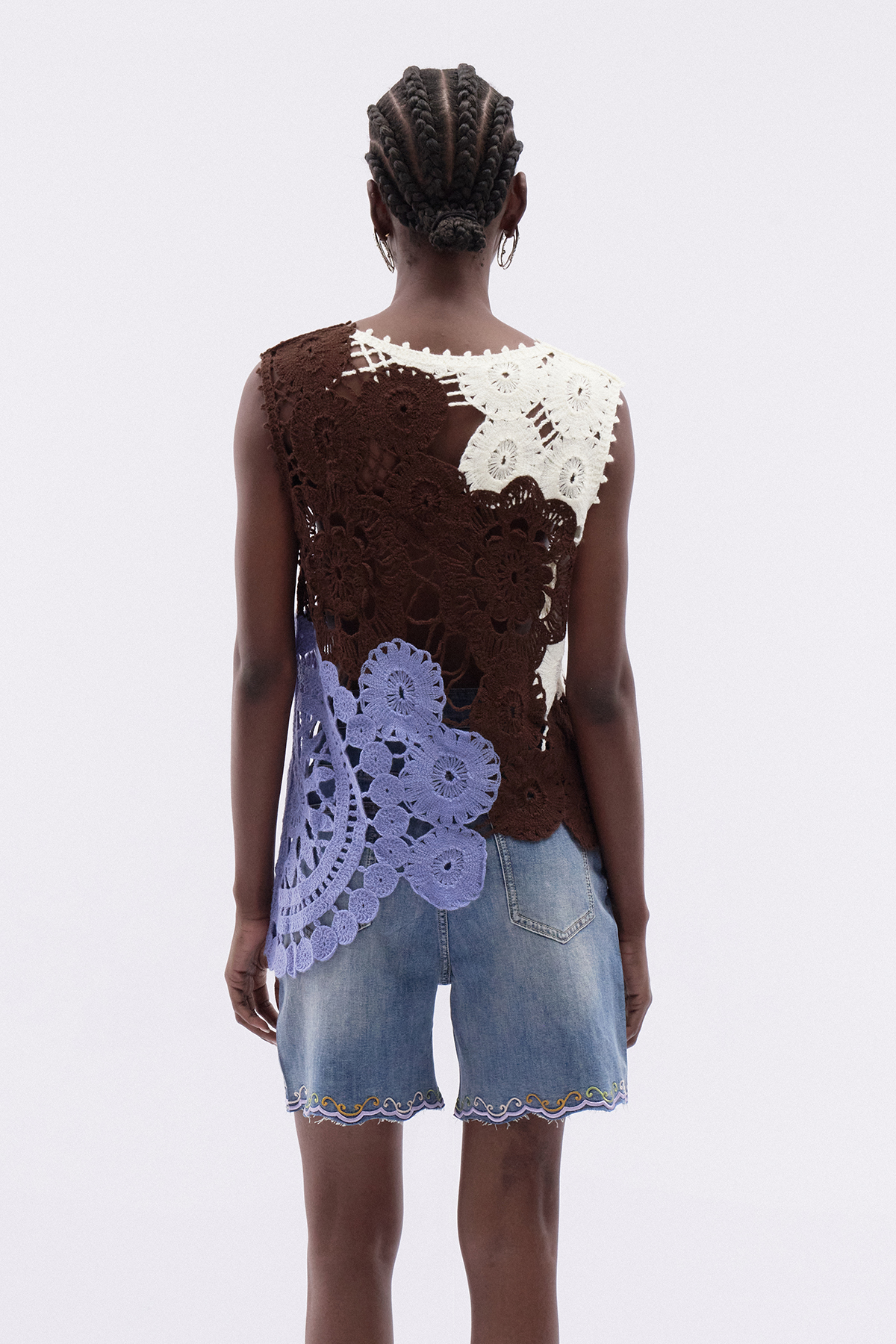 Iudgual Rhinestone Embroidered Denim Shorts
