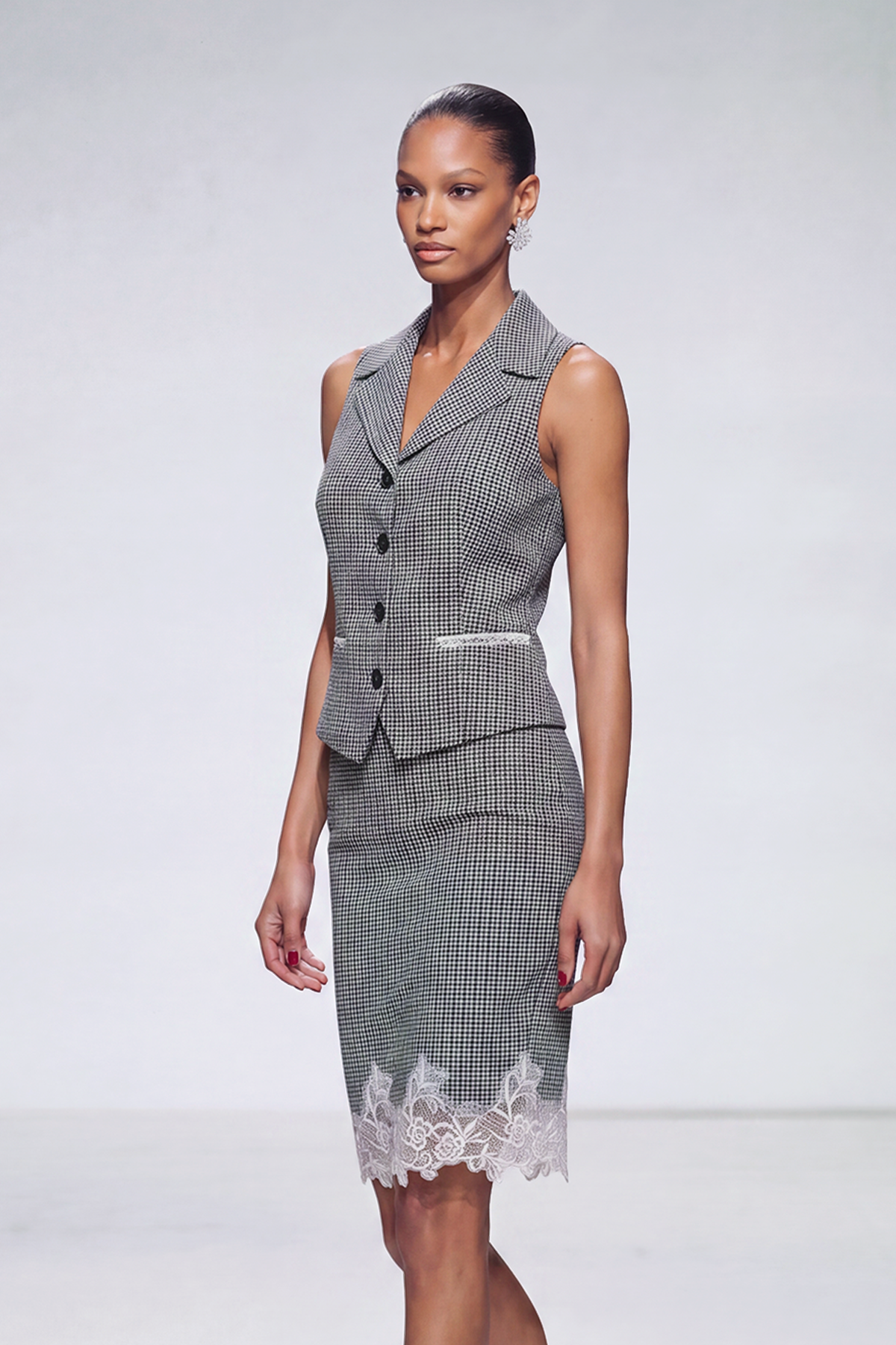 Ivano Sleeveless Grid Blazer