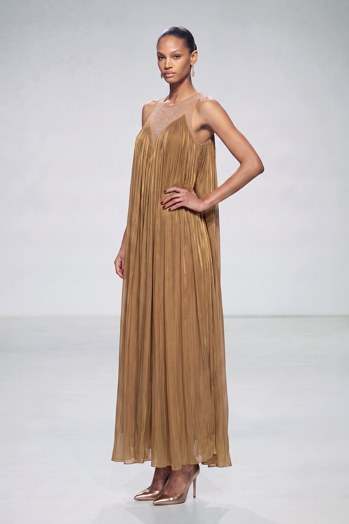 Ivete Sleeveless Crystal Maxi Dress