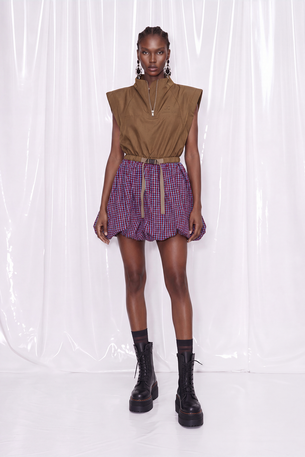 Ivone Sleeveless Grid Bubble Mini Dress In Brown