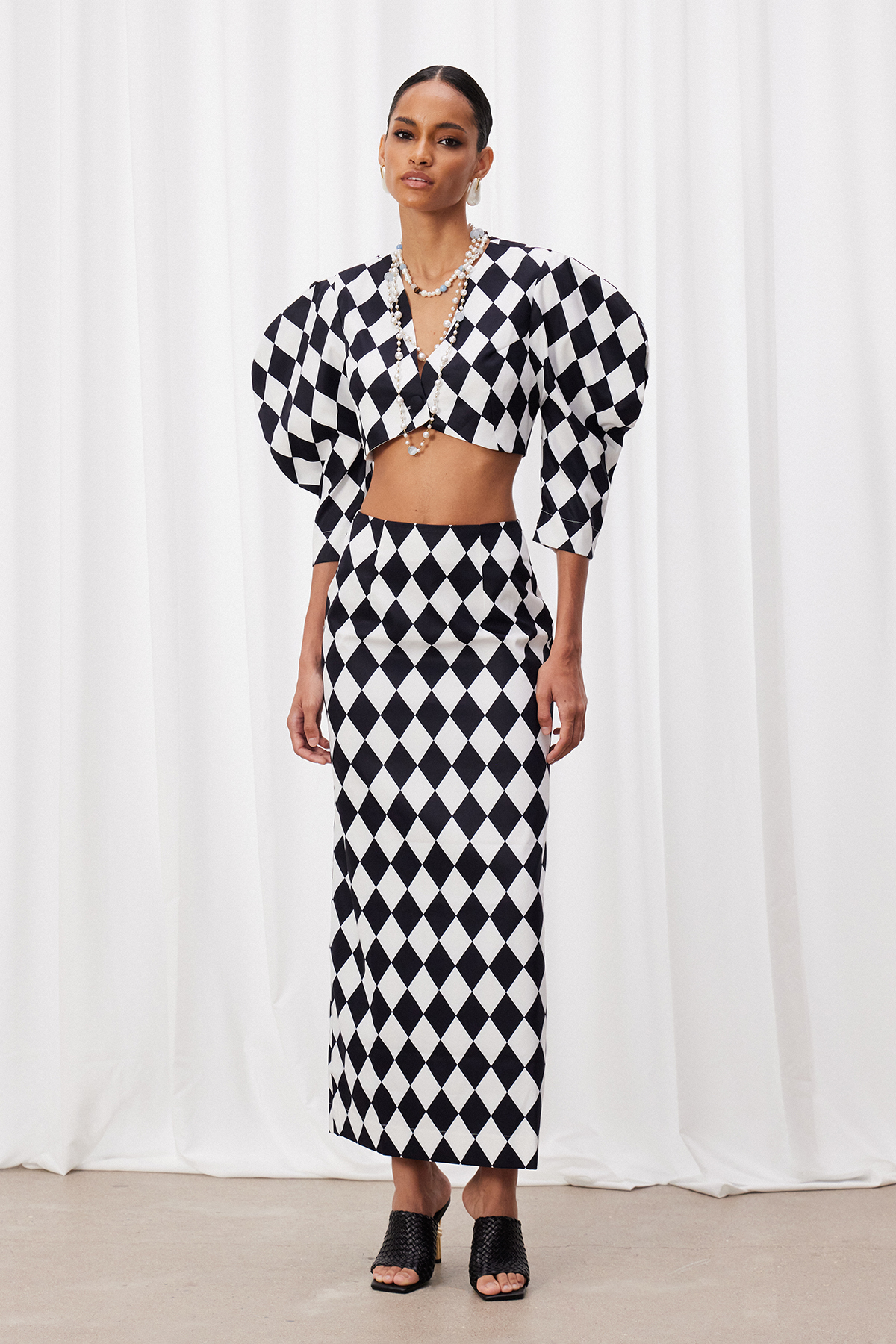 Ivor Diamond Pattern Crop Skirt Set