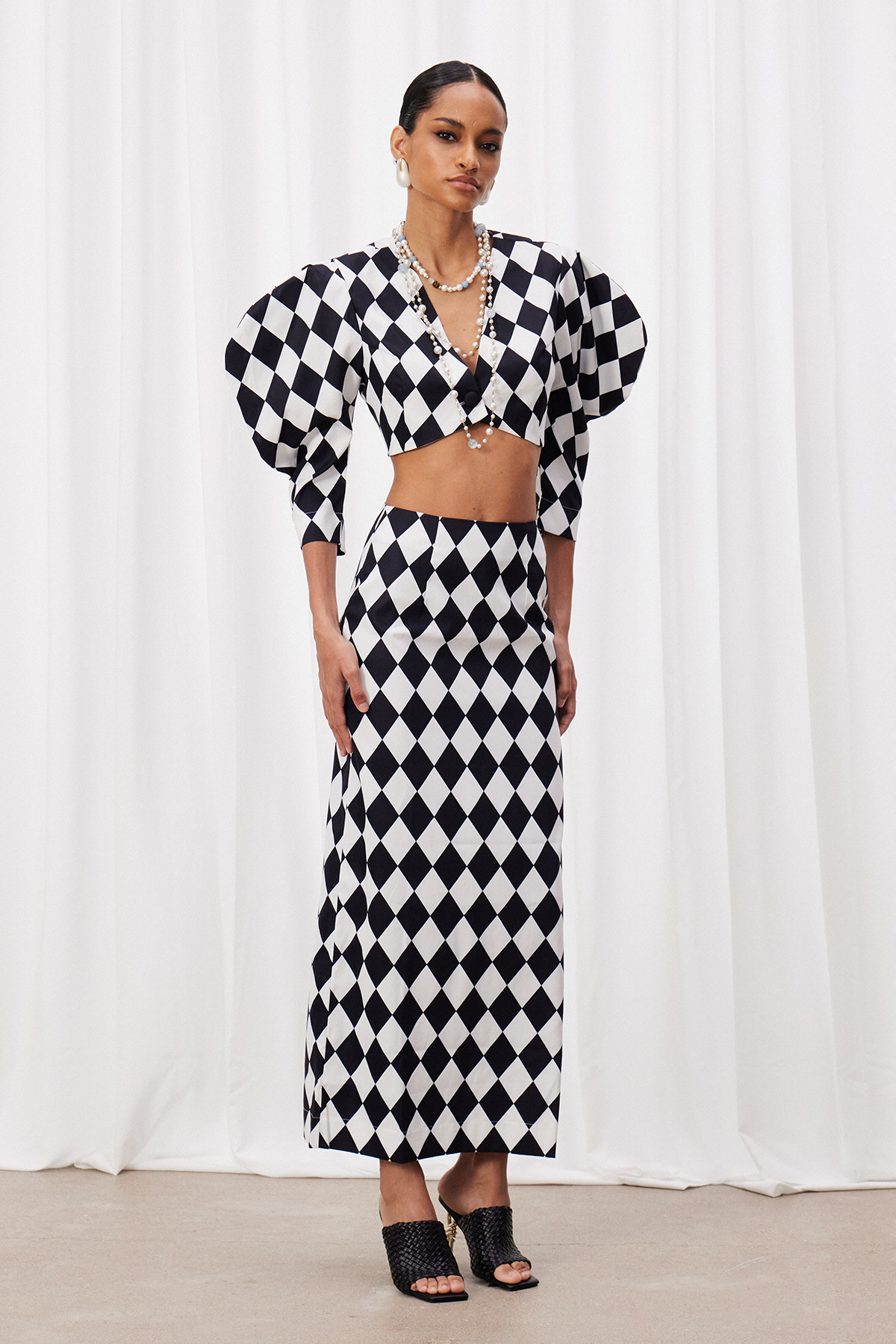 Ivor Diamond Pattern Crop Skirt Set