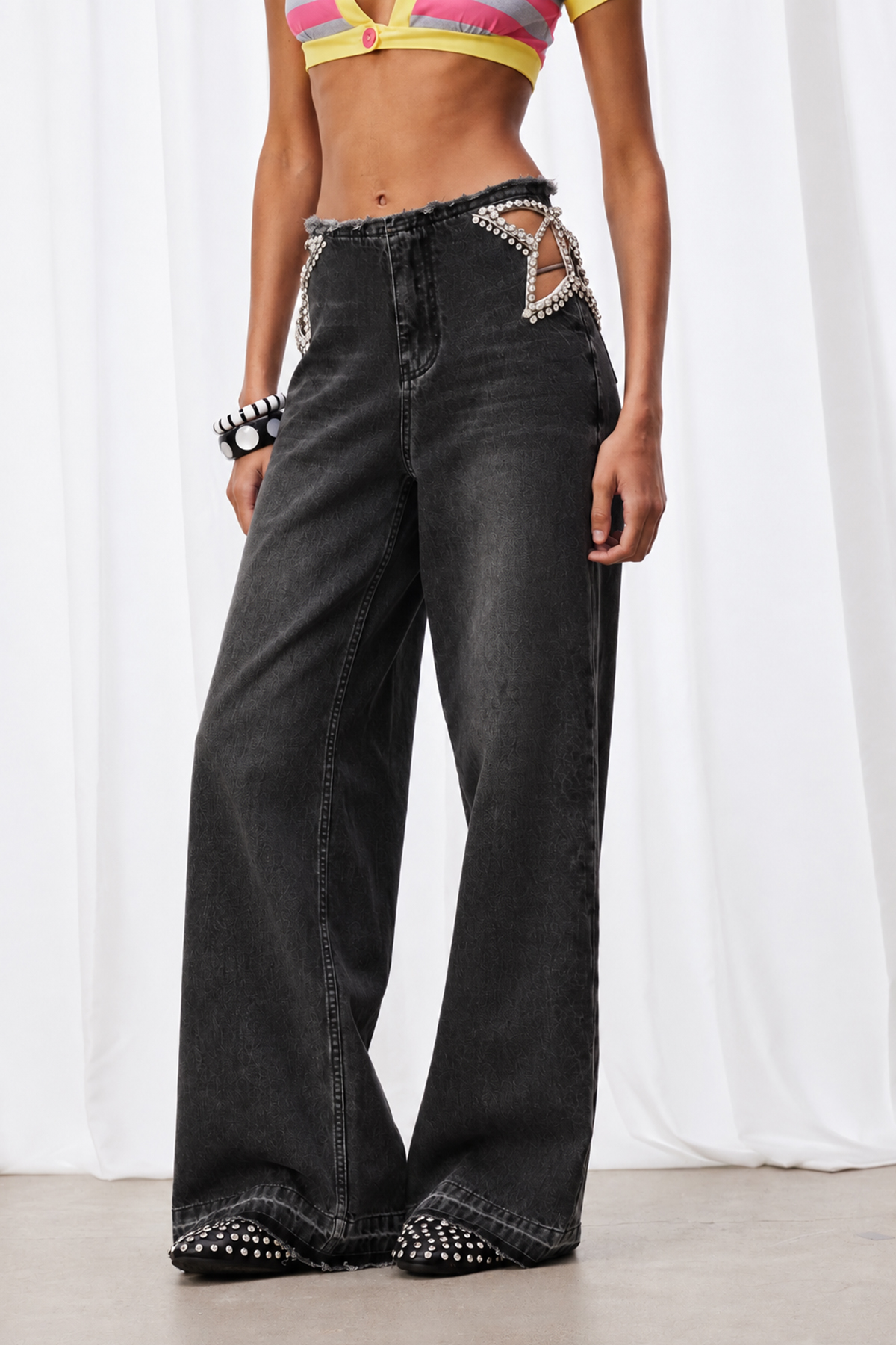 Izdihar Crystal Butterfly Cutout Jeans In Black