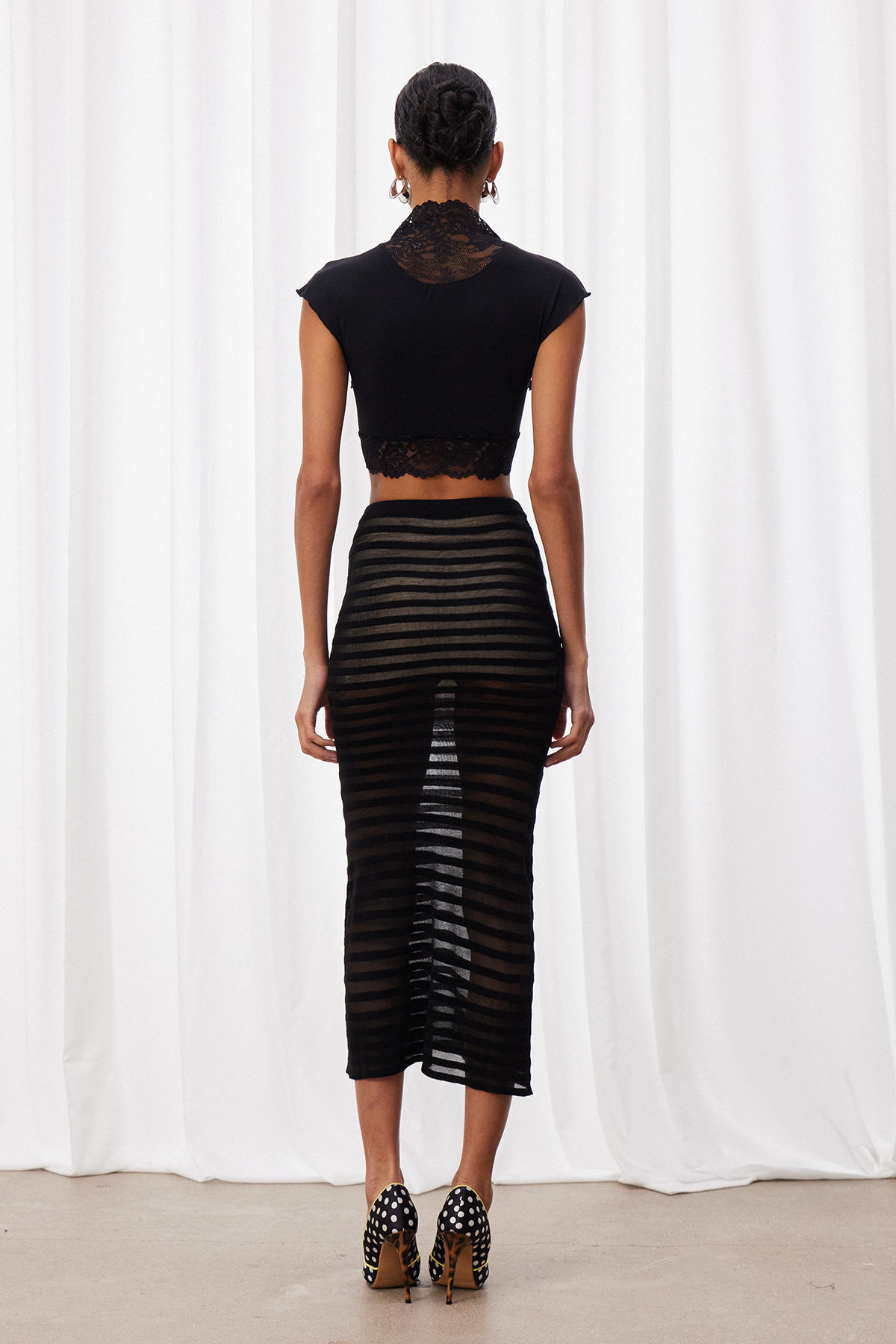 Izidor Crop Lace Top