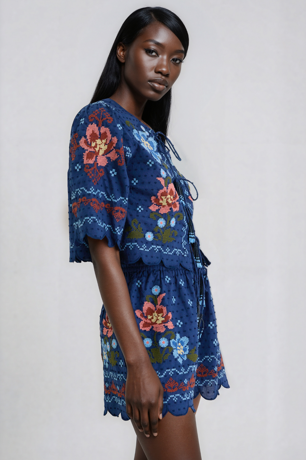 Jawahir Tie Up Floral Shorts Set