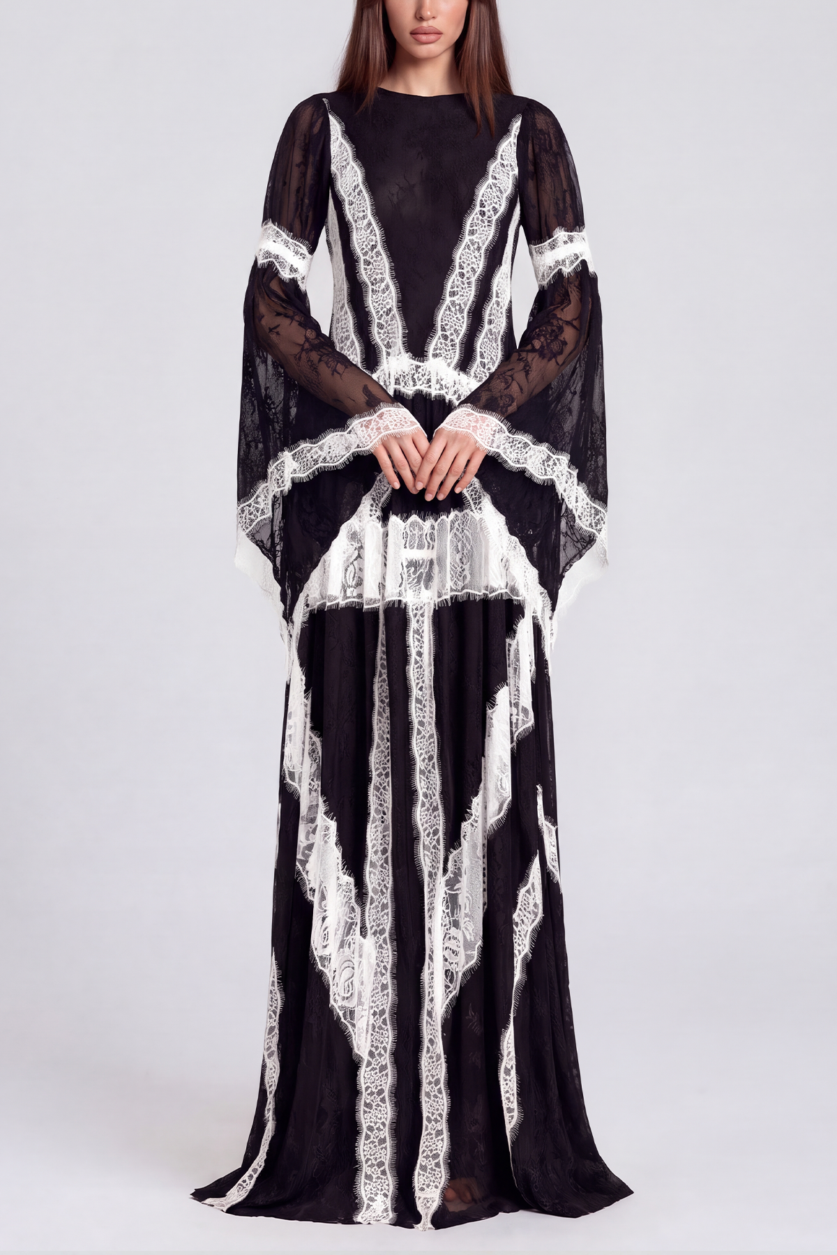 Jelka Round Neck Lace Maxi Dress In Black