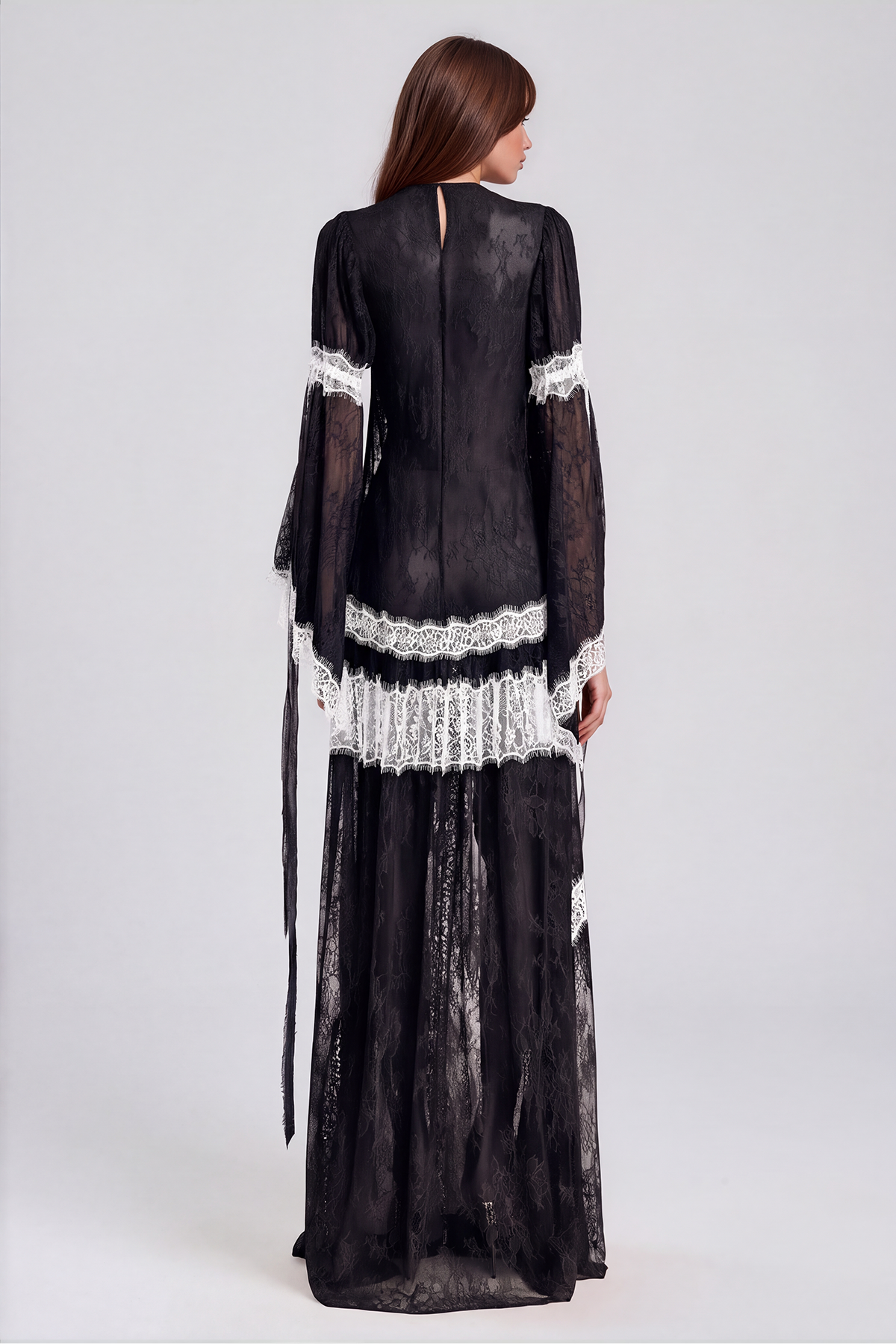 Jelka Round Neck Lace Maxi Dress In Black