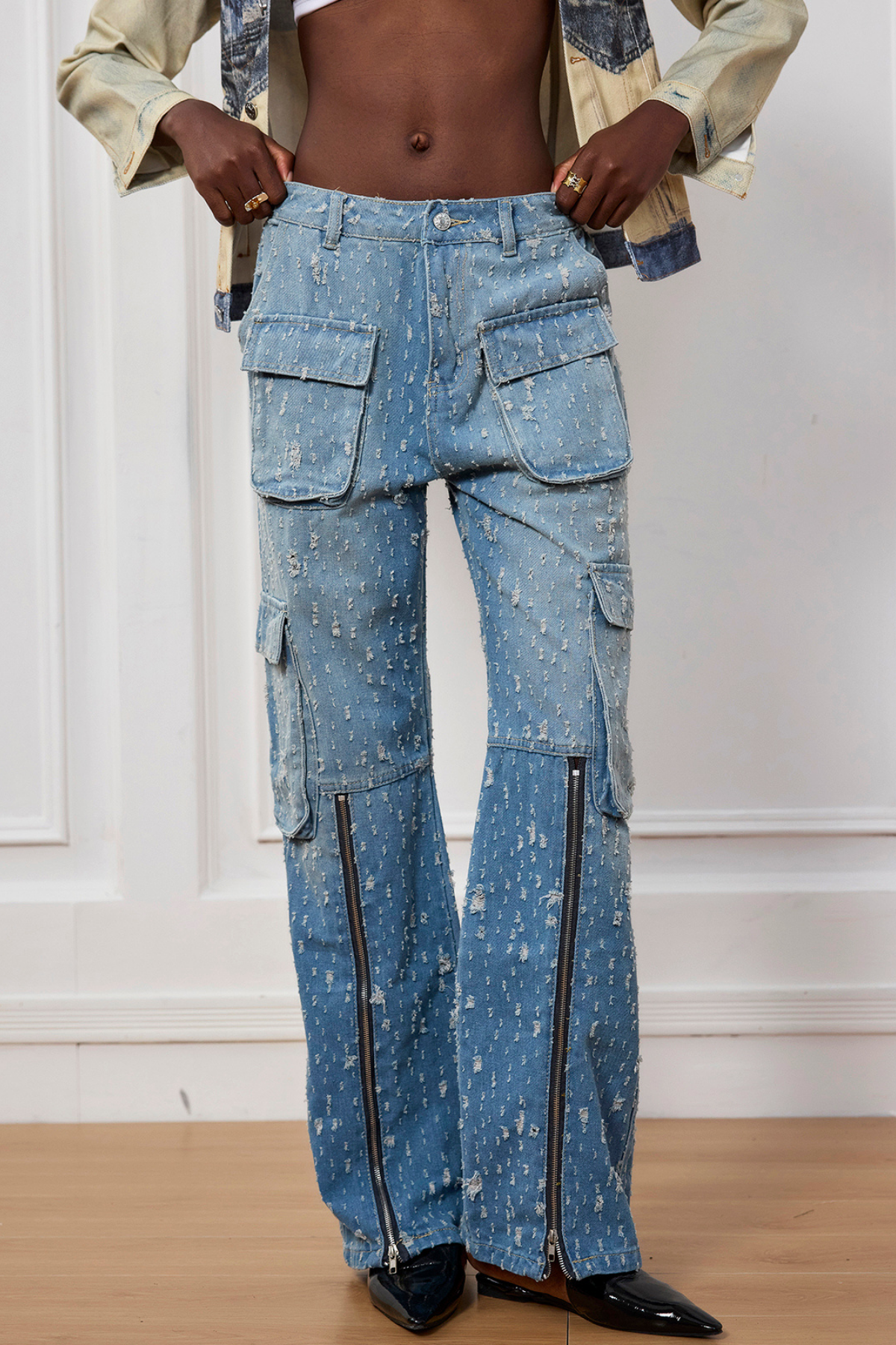 Jolie Torn Pocket Zipper Cargo Jeans