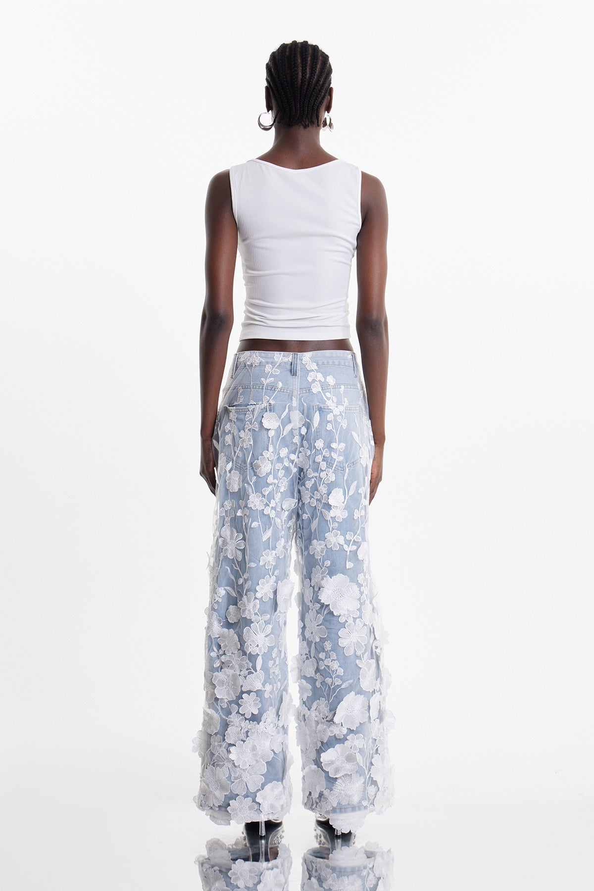 Judith Flower Embroidered Jeans