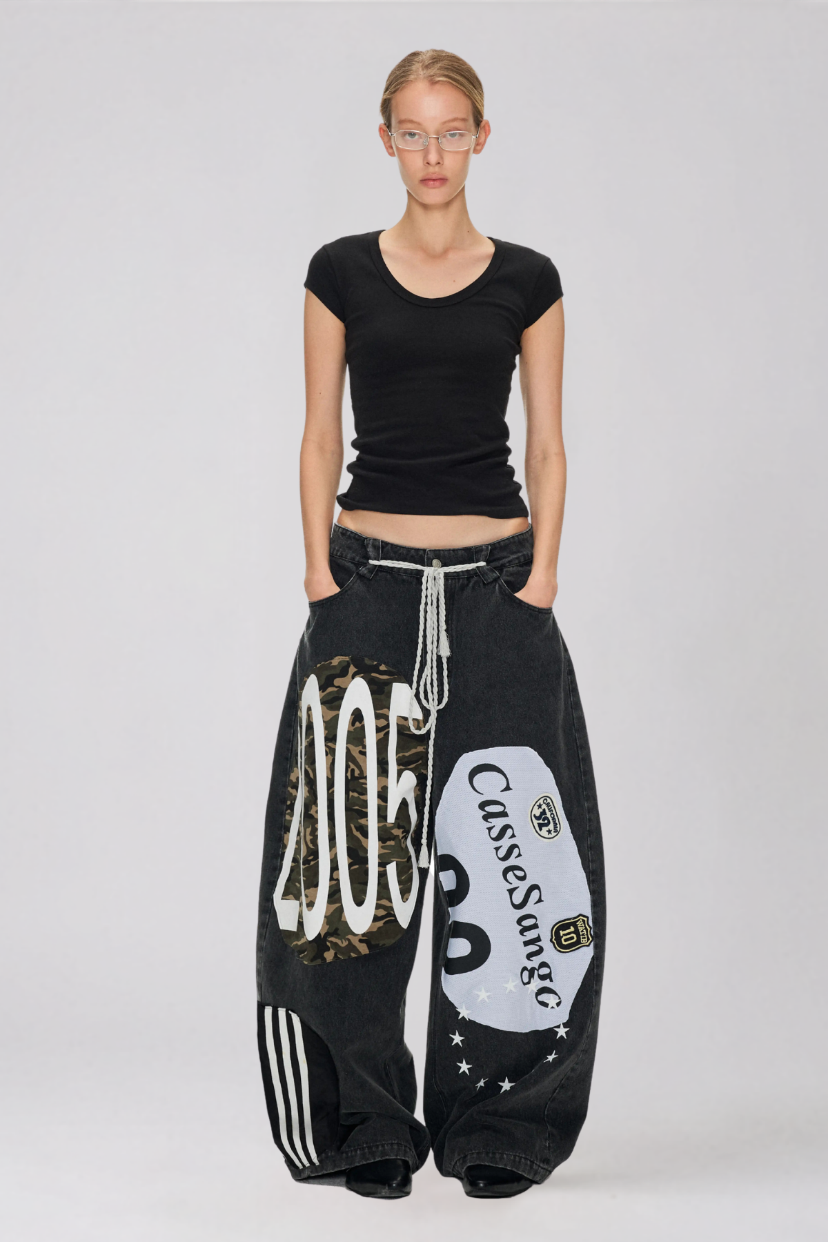 Kaitlin Print Baggy Jeans In Black