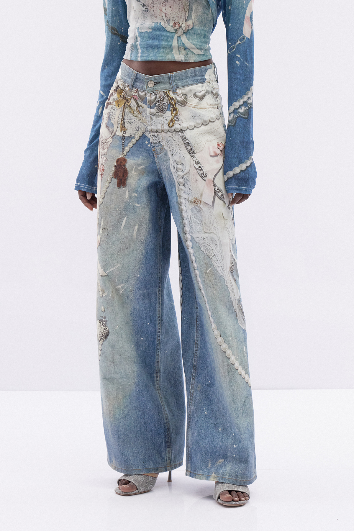 Kalil Pearl Print Jeans In Drak Blue