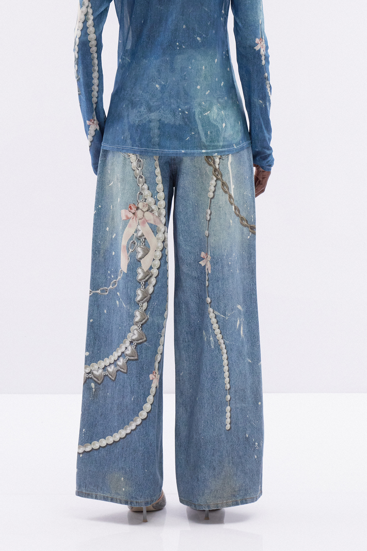 Kalil Pearl Print Jeans In Drak Blue