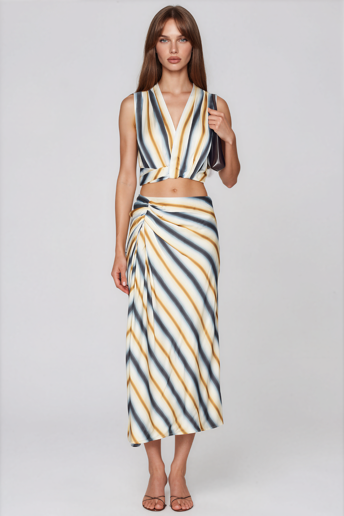 Kamiko V Neck Print Ruch Skirt Set