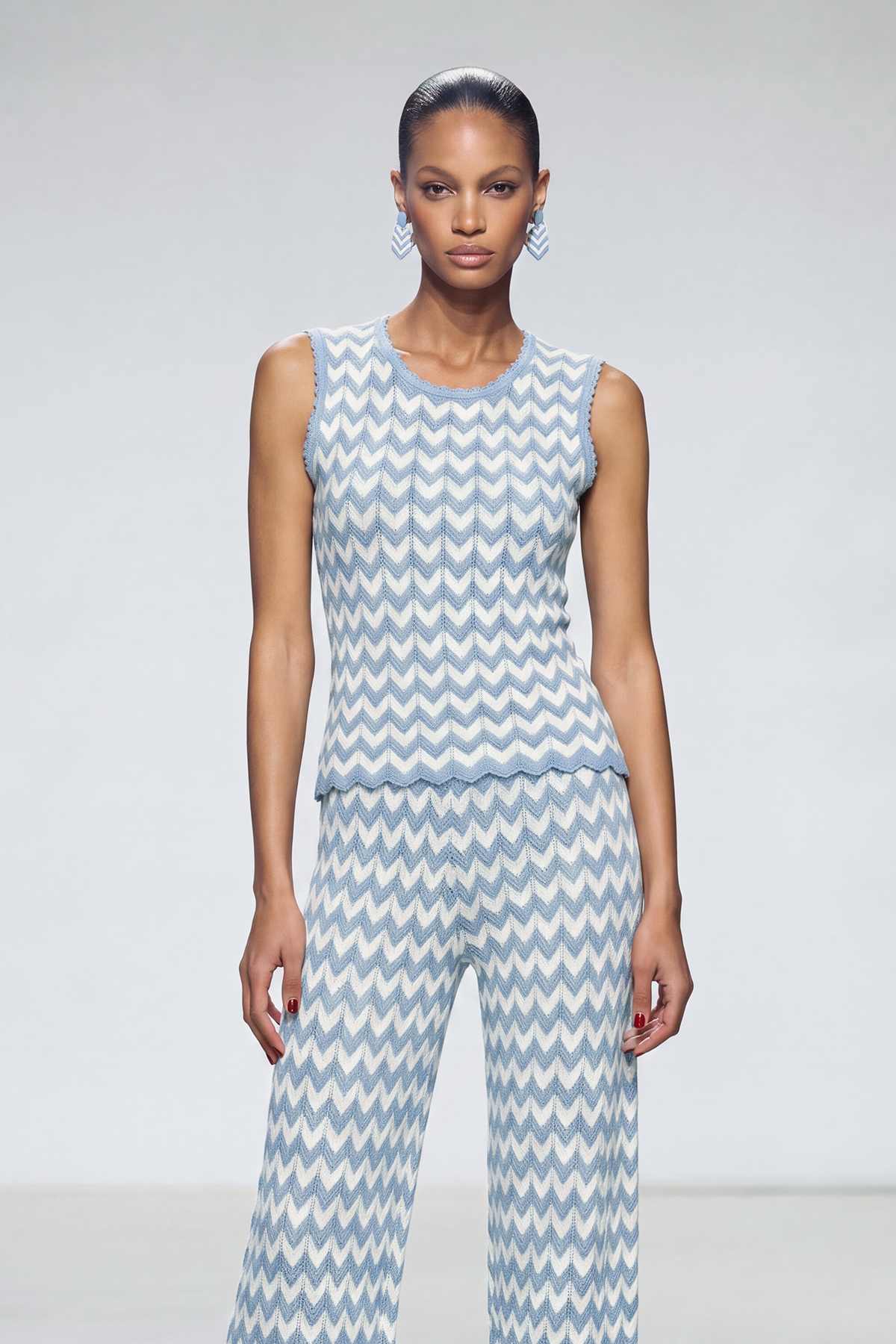 Kanak Sleeveless Knit Pants Set
