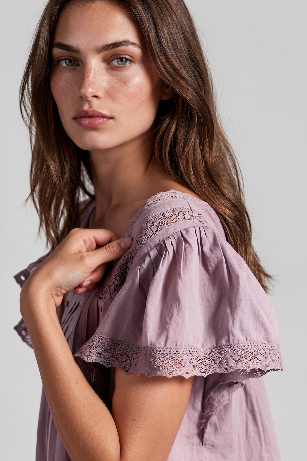 Kanelo Button Lace Top