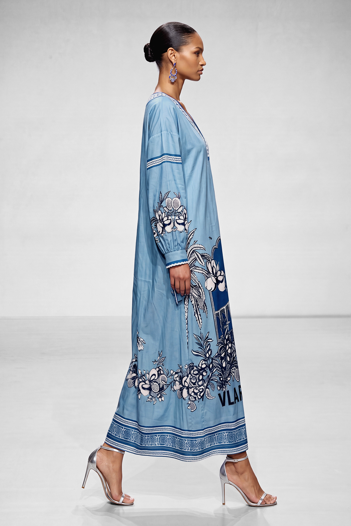 Kanya Long Sleeve Floral Maxi Dress