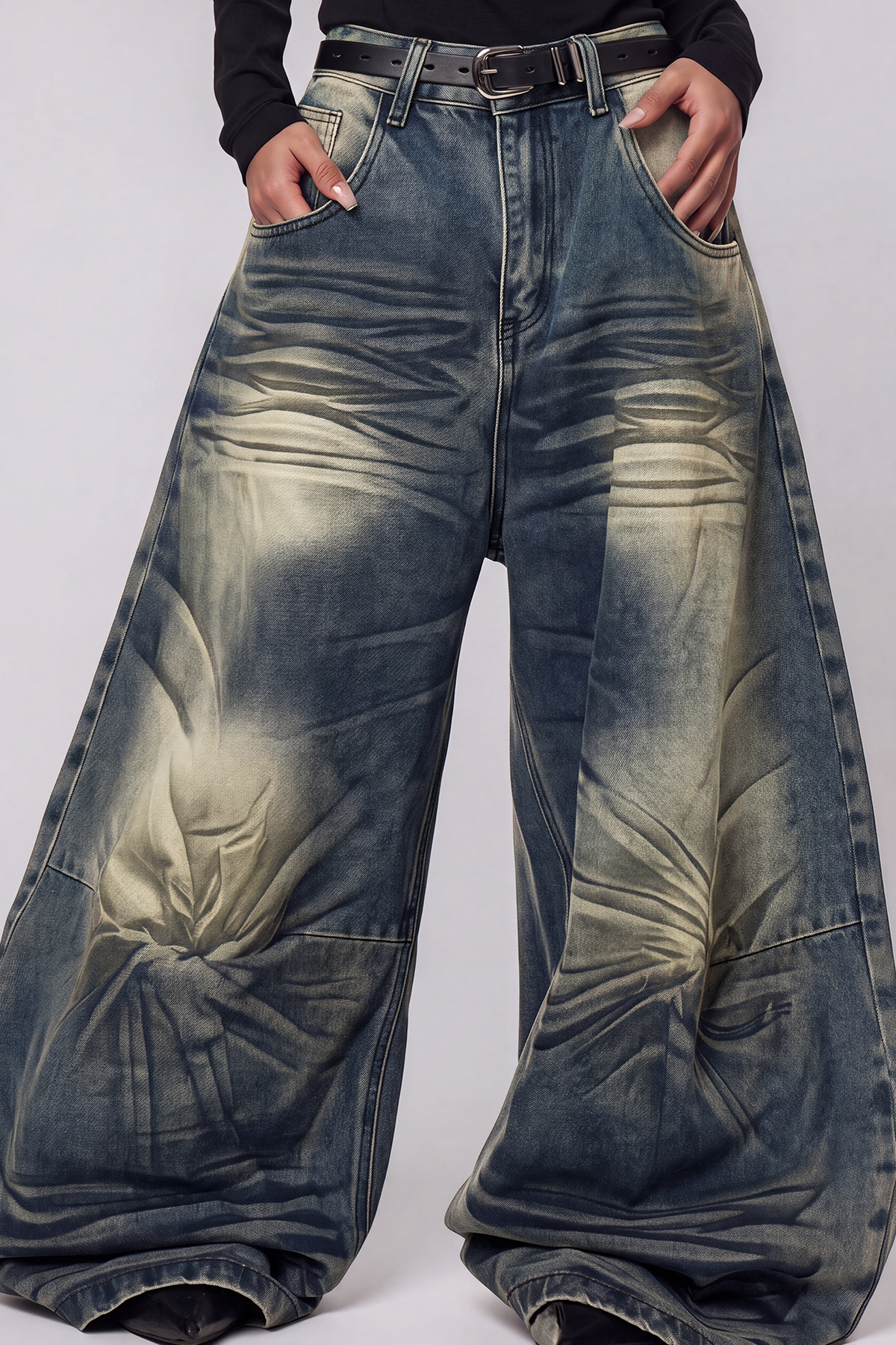 Karla Blenched Baggy Jeans