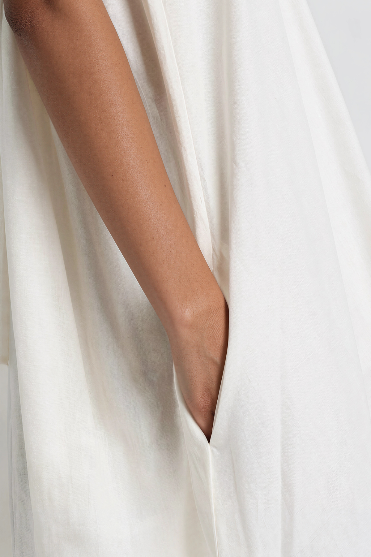 Katet Sleeveless Cutout Maxi Dress
