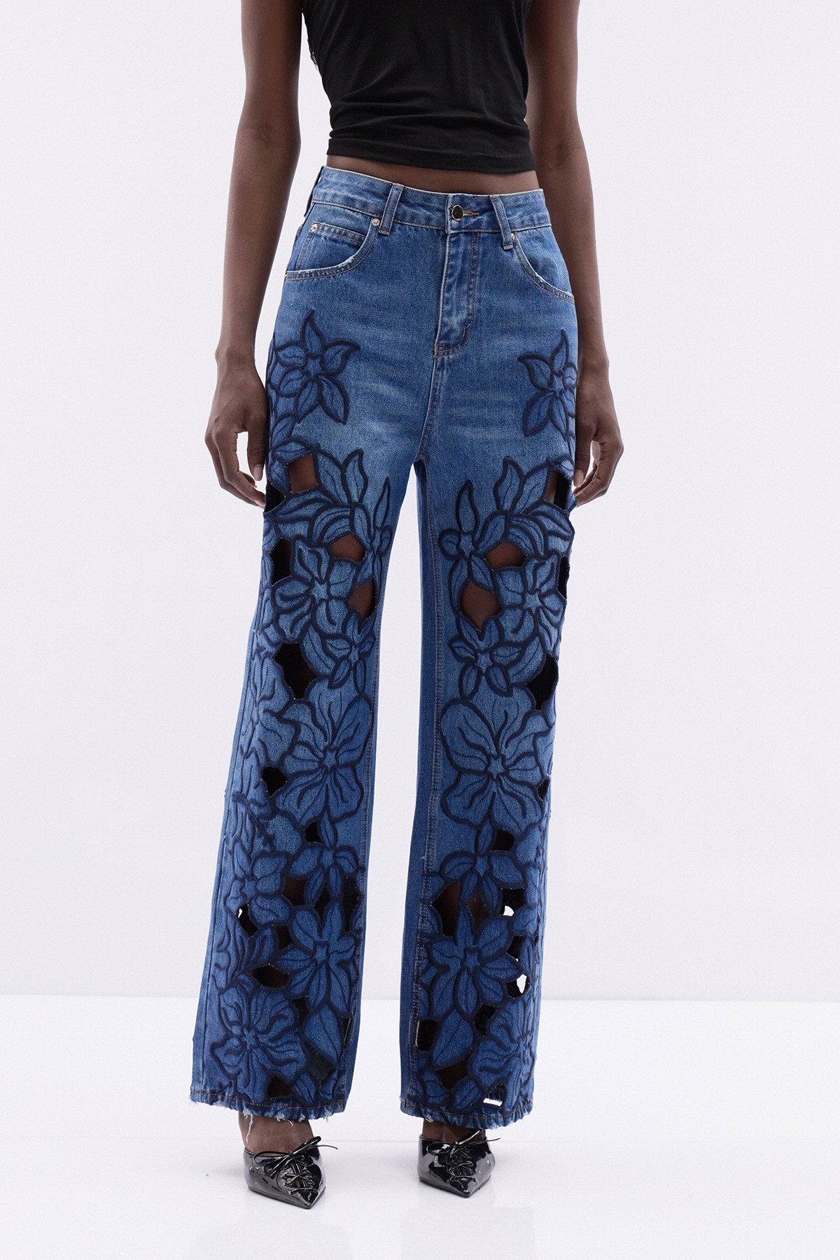 Kathiucia Floral Cutout Jeans