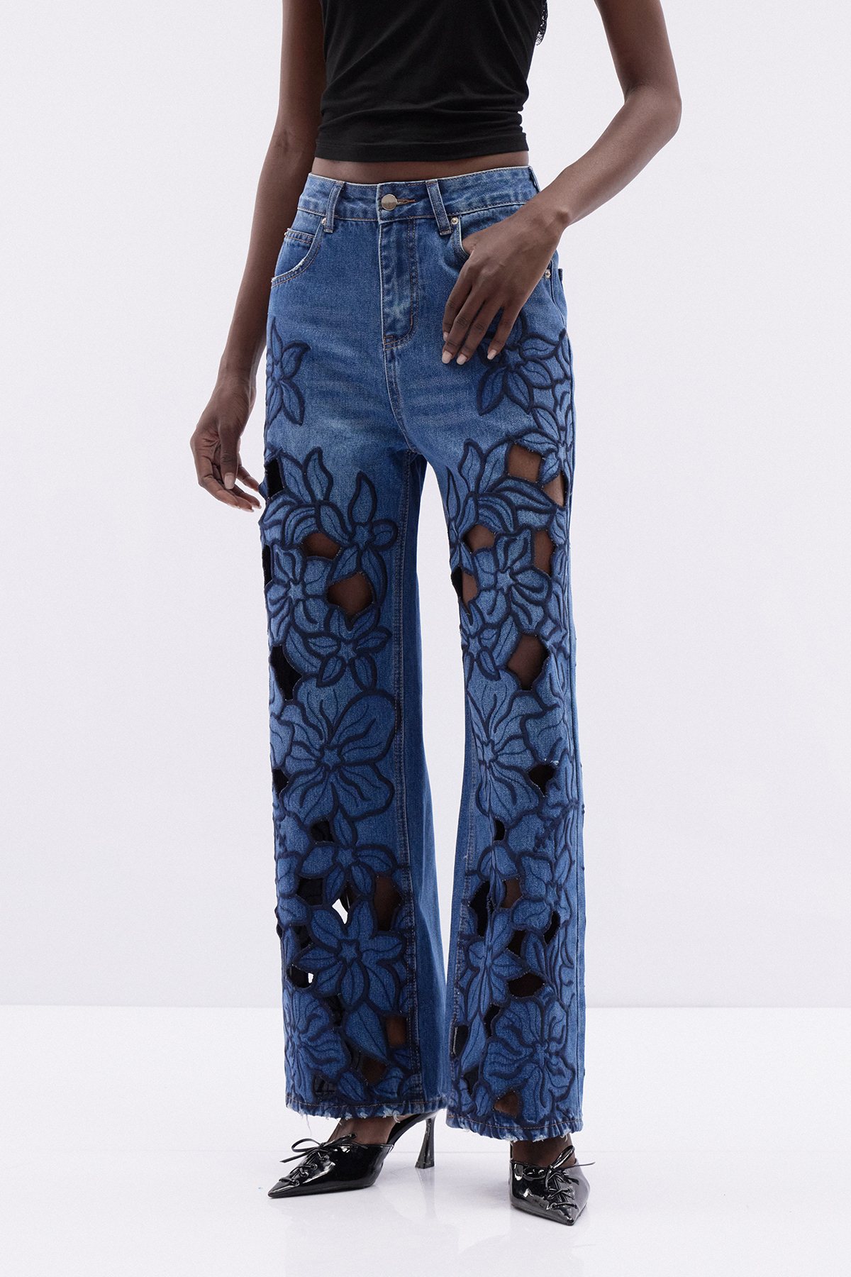 Kathiucia Floral Cutout Jeans