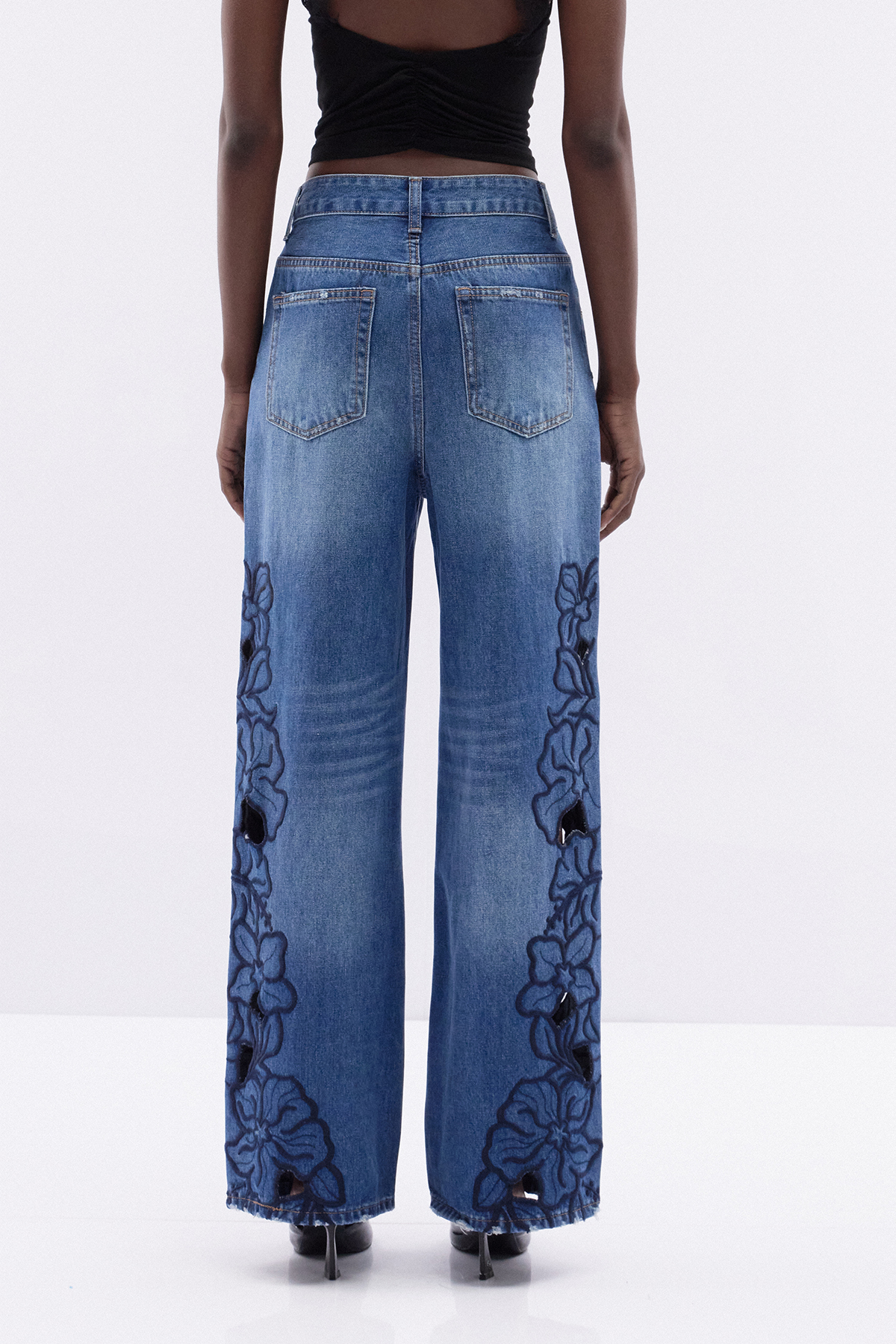 Kathiucia Floral Cutout Jeans