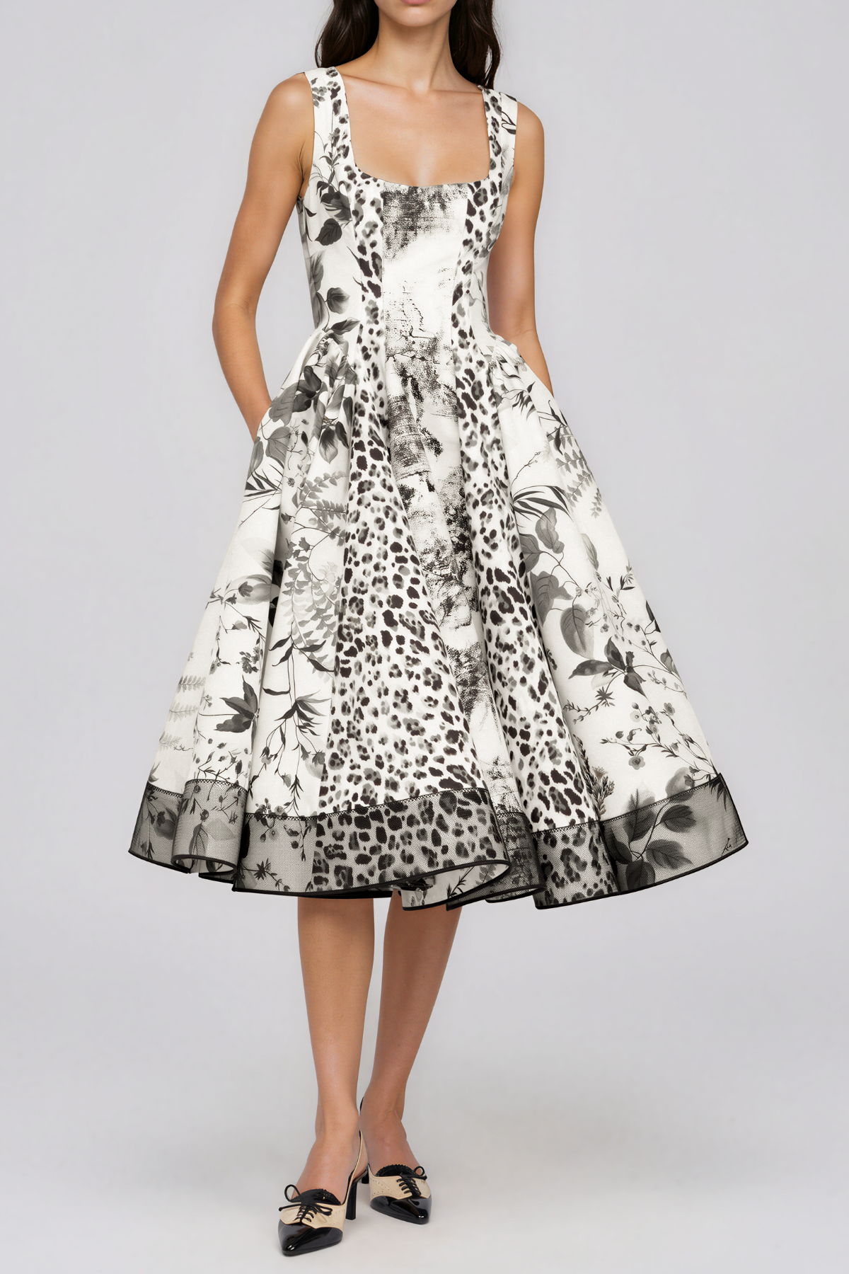 Kazuno Sleeveless Print Midi Dress