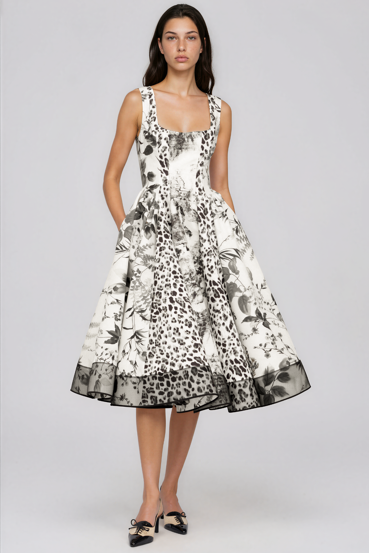 Kazuno Sleeveless Print Midi Dress