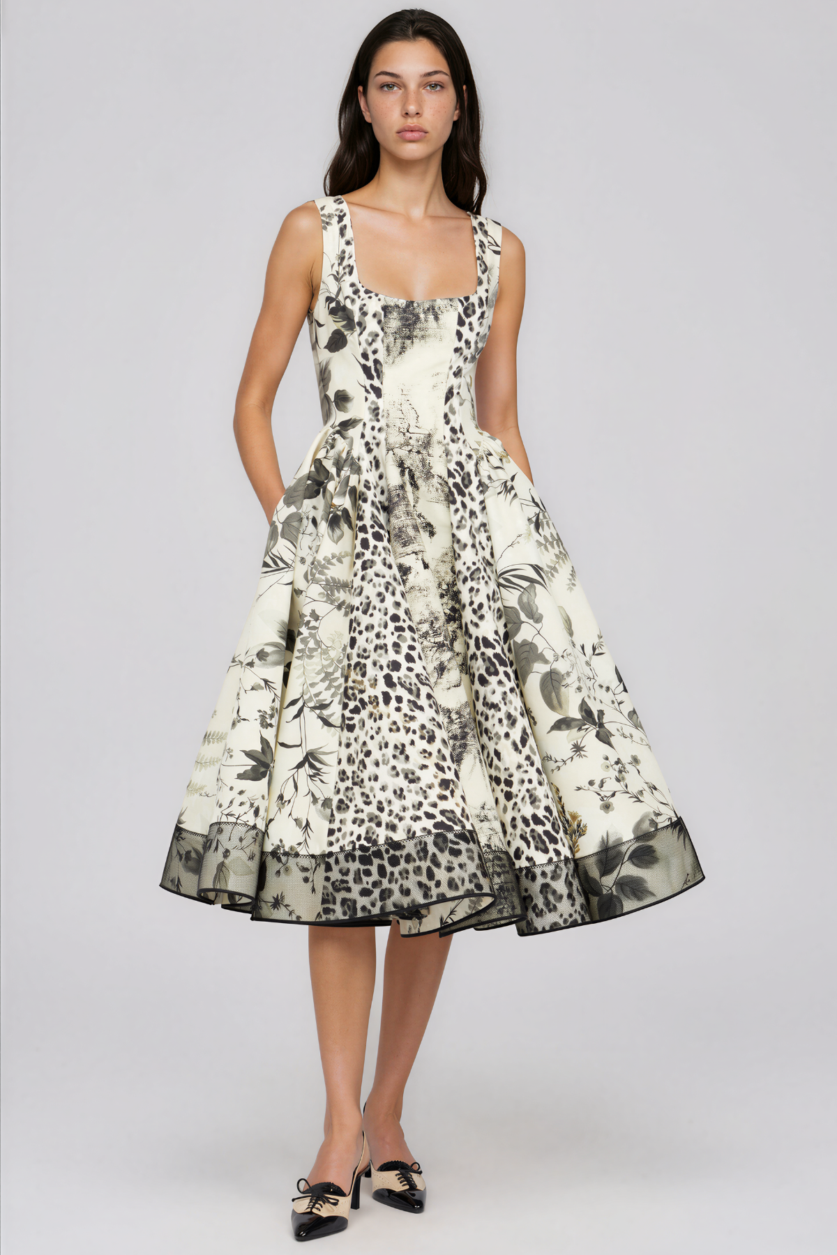 Kazuno Sleeveless Print Midi Dress