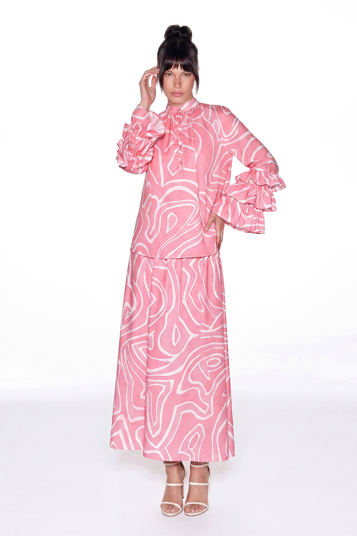 Keb Long Sleeve Ruffle Print Pants Set