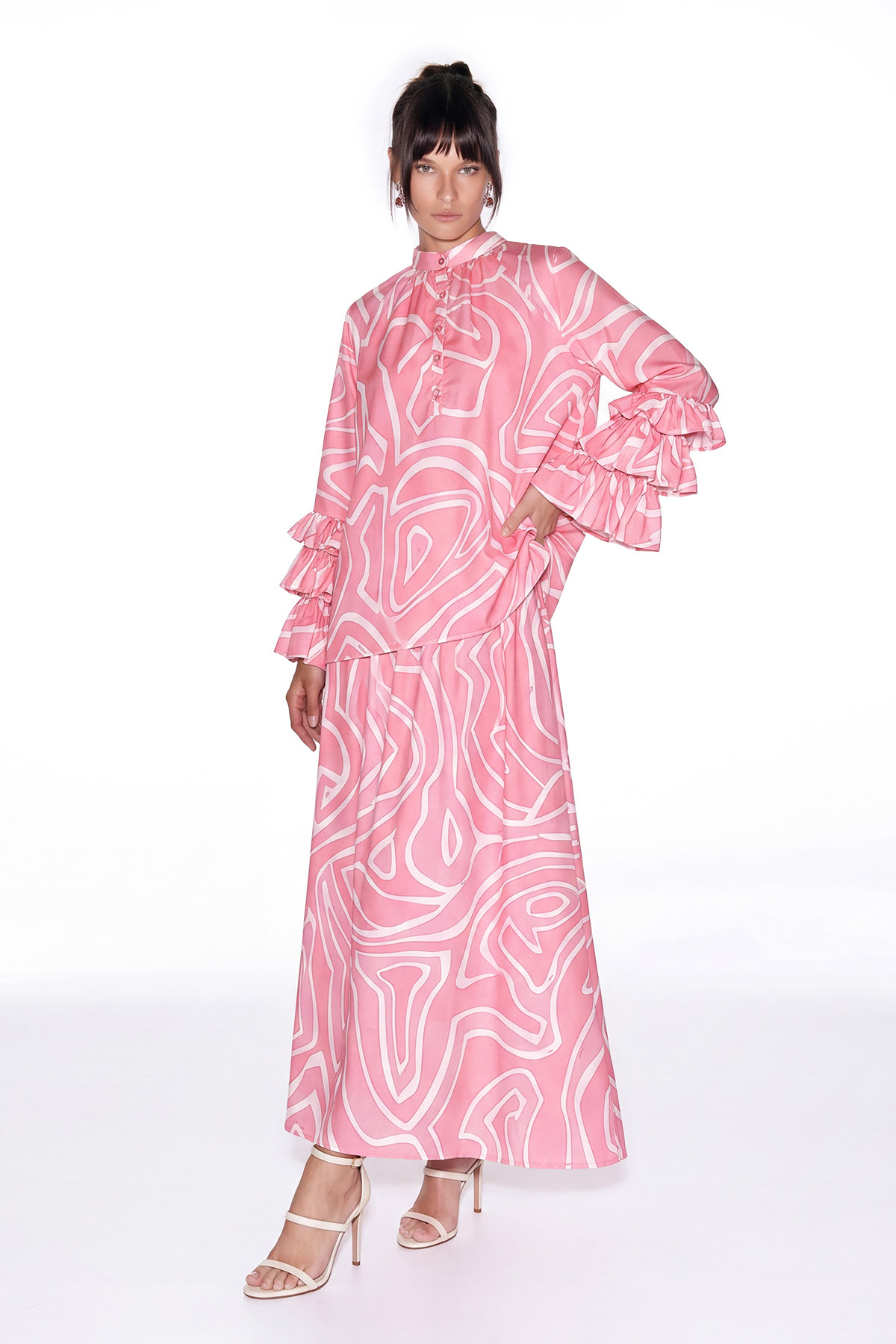 Keb Long Sleeve Ruffle Print Pants Set