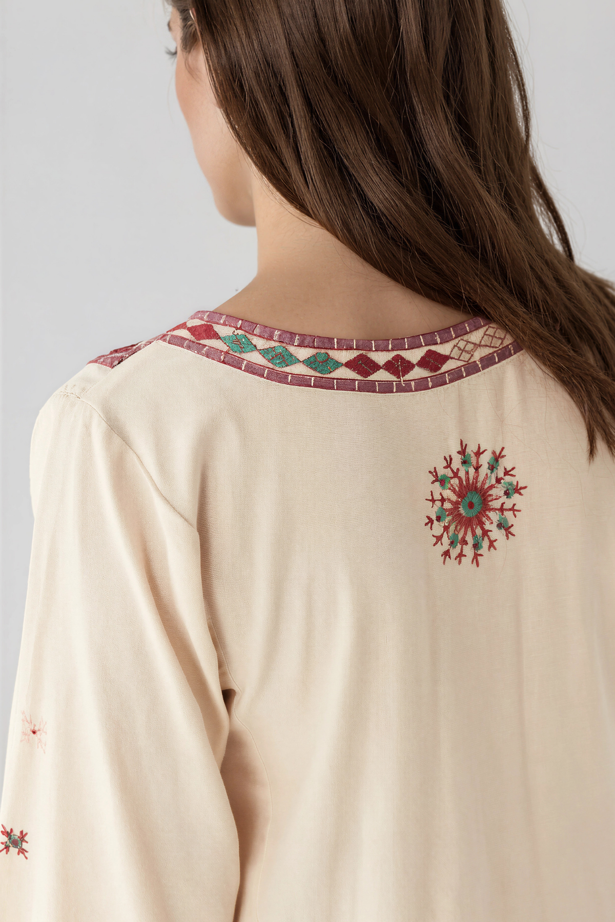 Kenshin Long Sleeve Embroidered Split Maxi Dress