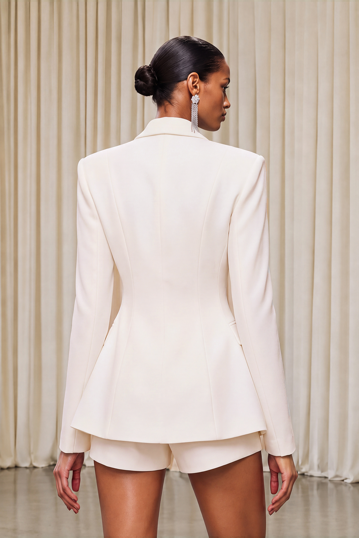 Kesler High Neck Blazer In White