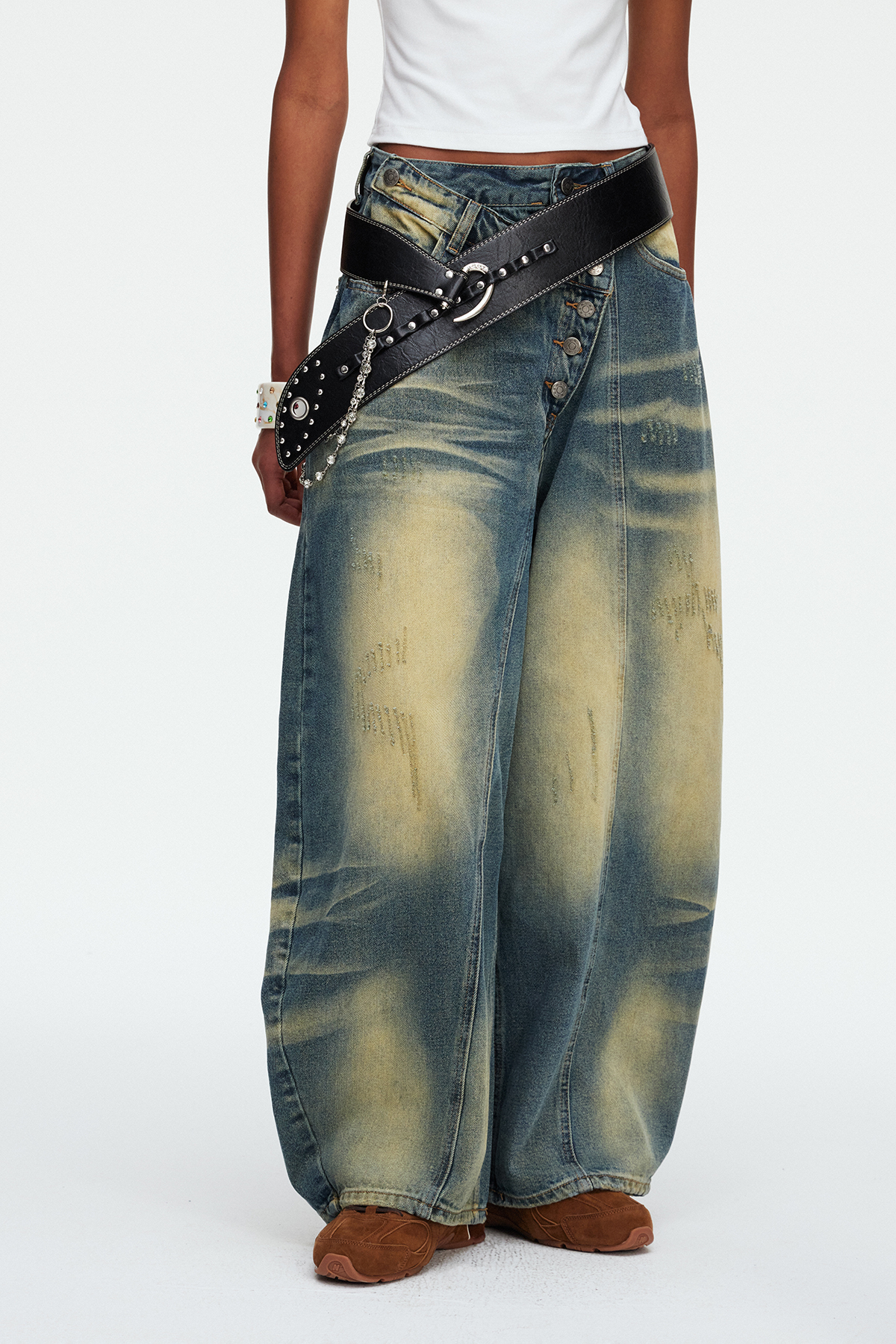 Khaleesi Asymmetric Baggy Jeans