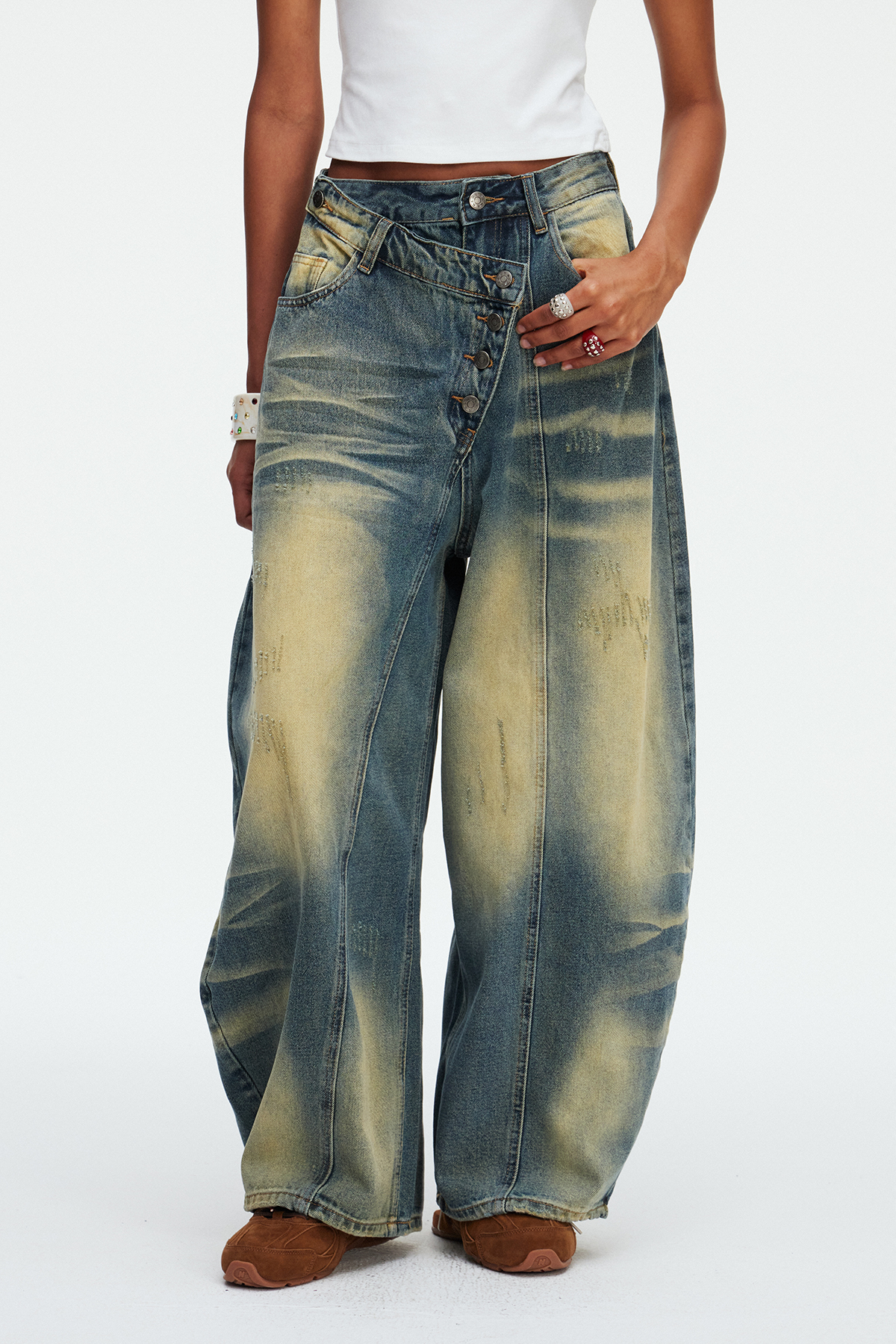 Khaleesi Asymmetric Baggy Jeans