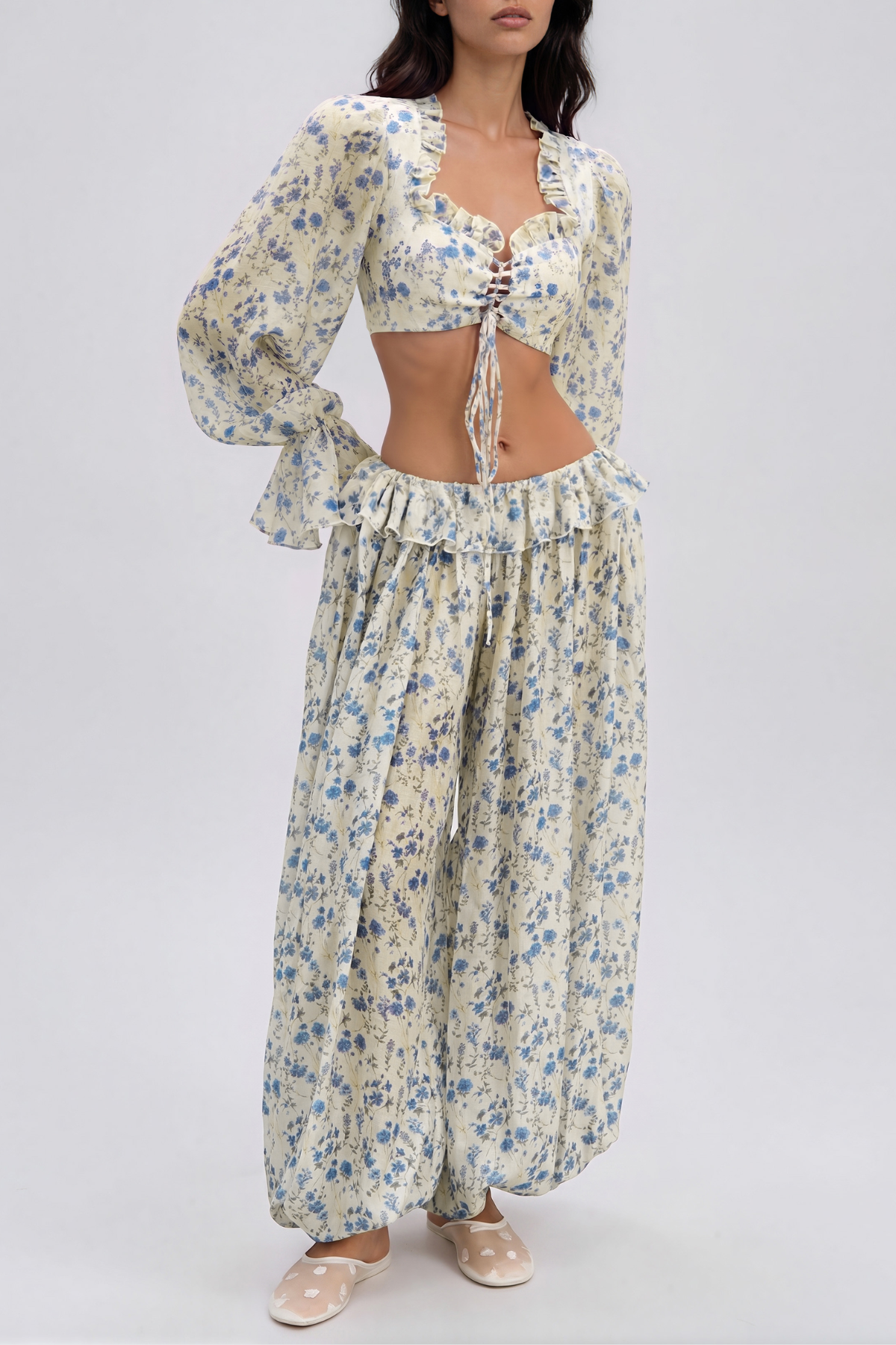 Ki Crop Tie Up Floral Pants Set
