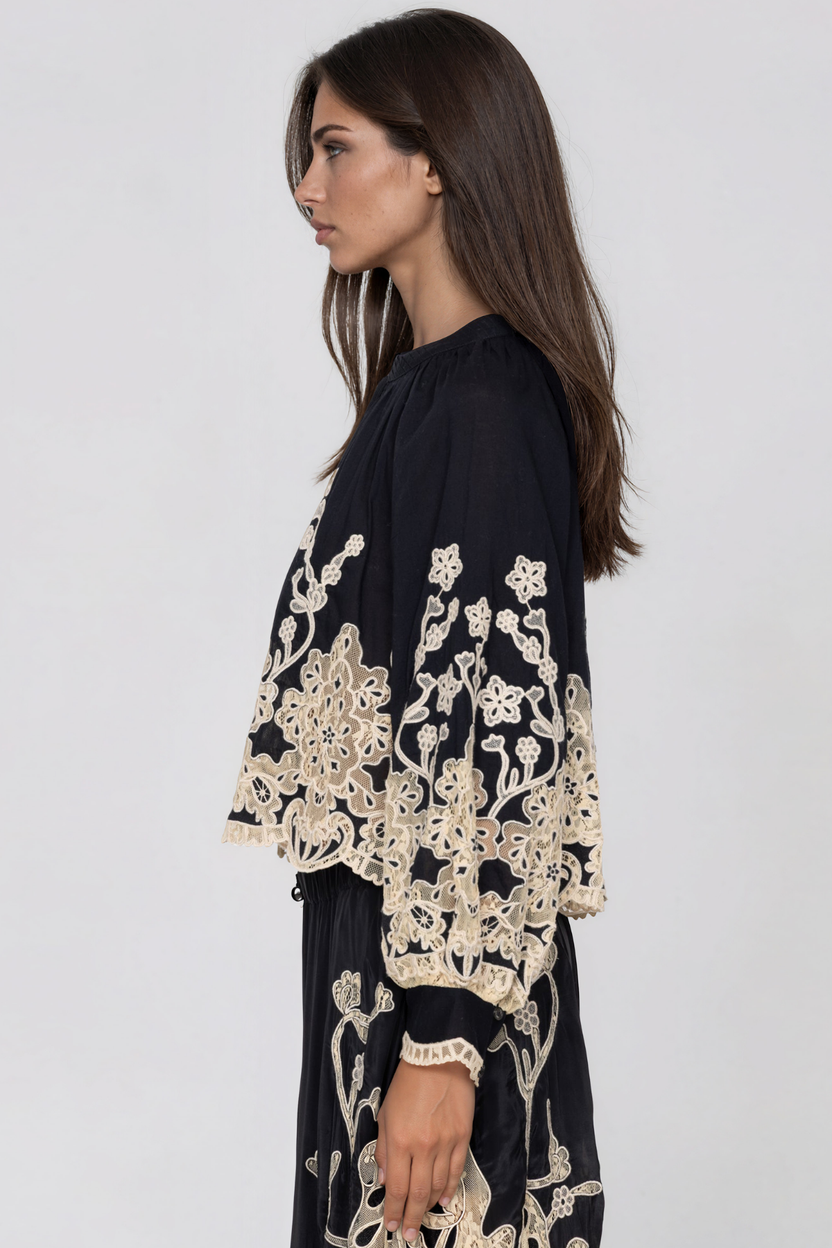Kikilia Tie Up Embroidered Top