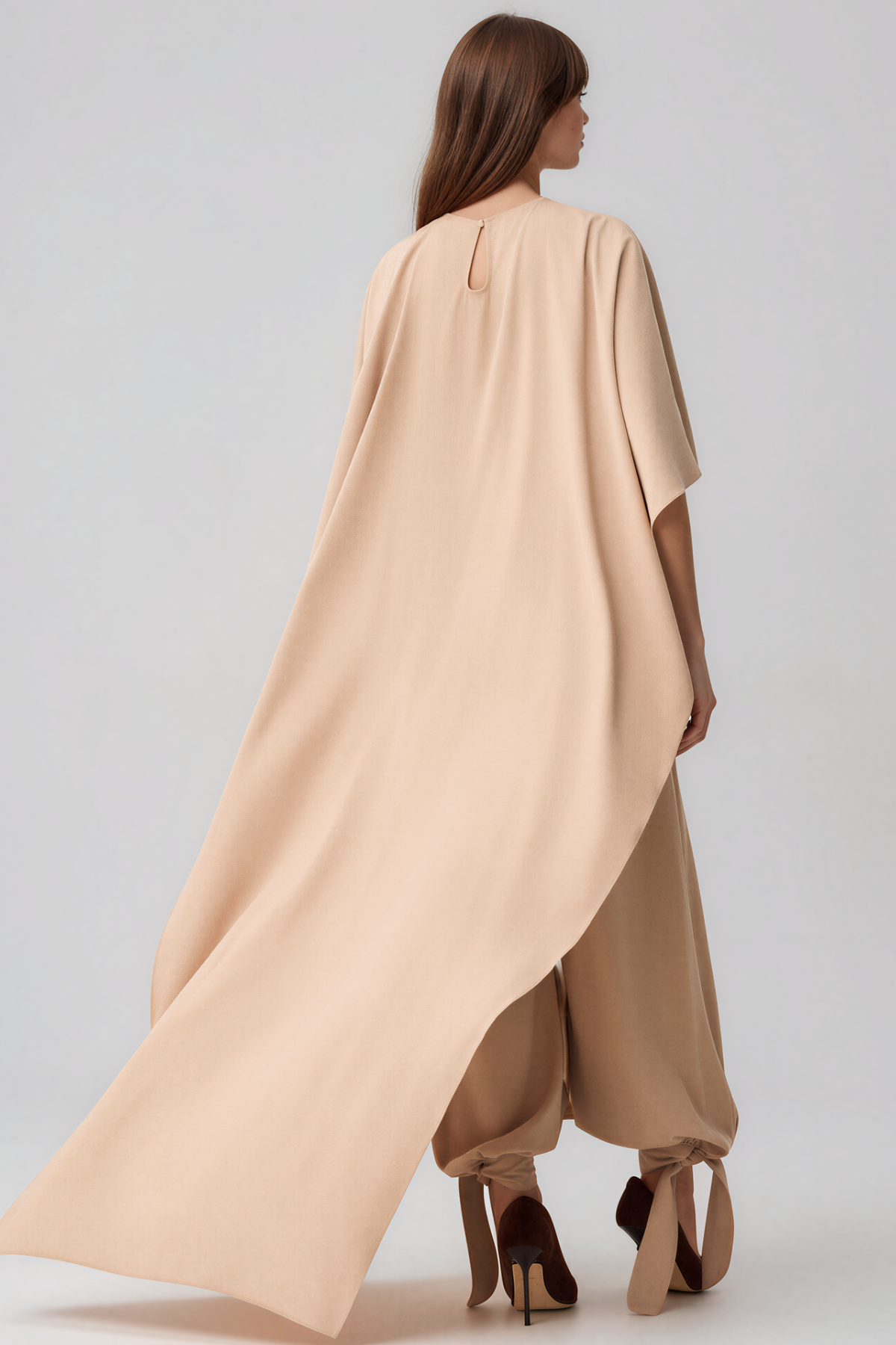Kinuye Cape Sleeve Pants Set